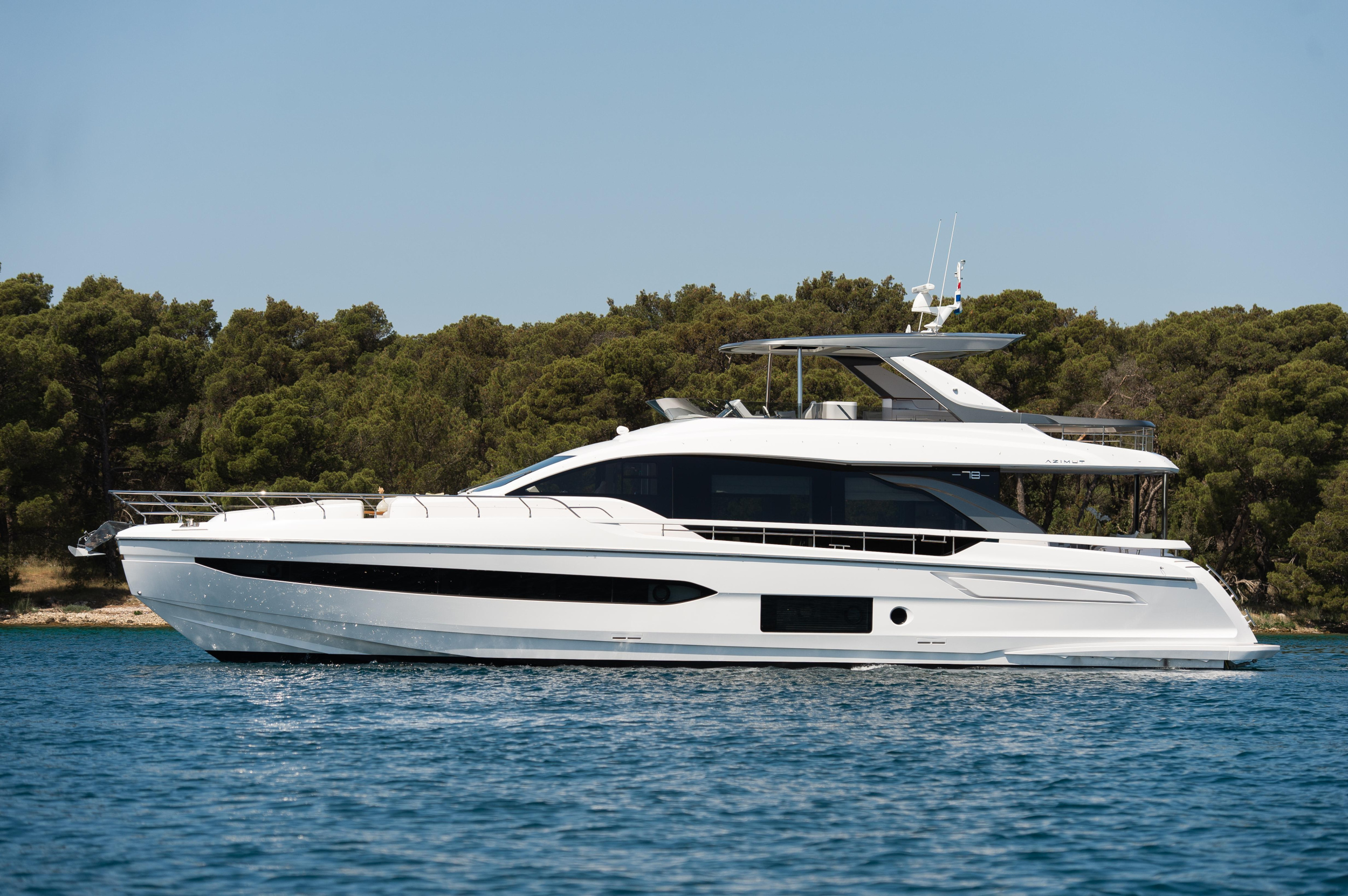 Photo #12 - Azimut 78 Fly (PREWI) en Sibenik - 16768