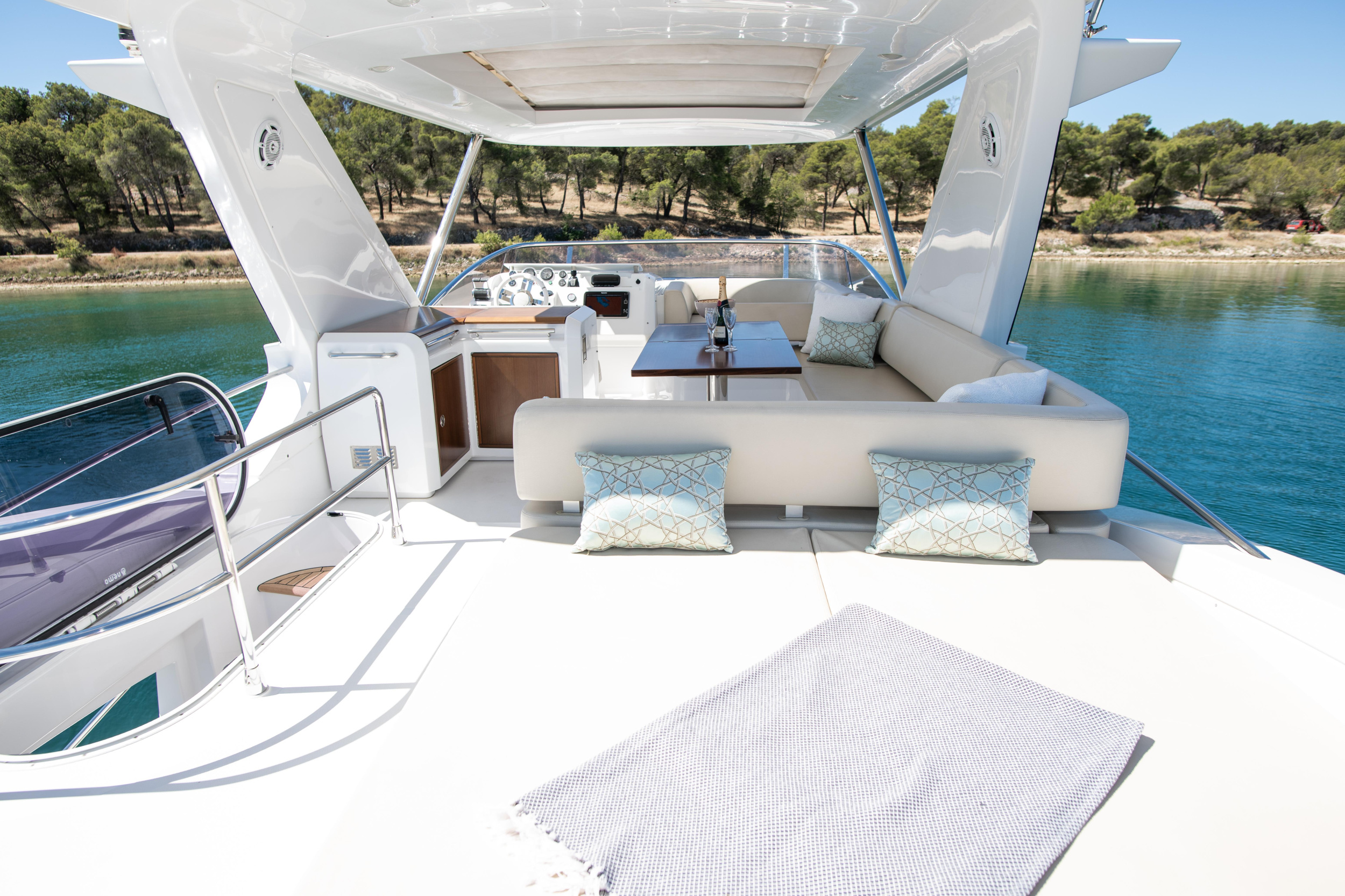 Photo #27 - Azimut 60 (MY LAURA) en Sibenik - 17294