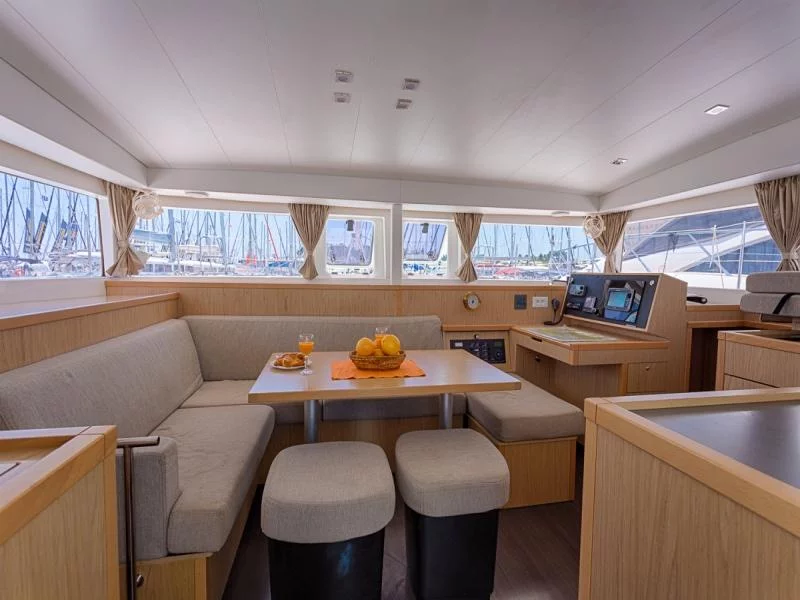 Lagoon 400 S2 (SUNSHINE) Interior image - 16