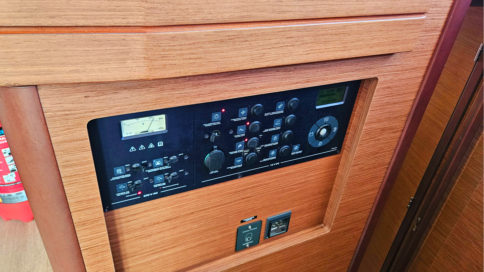 Lagoon 42 — photo 9