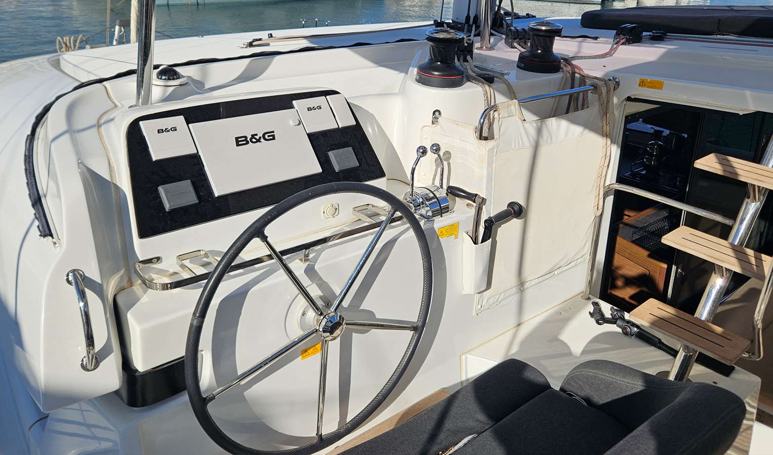 Lagoon 42 — photo 14