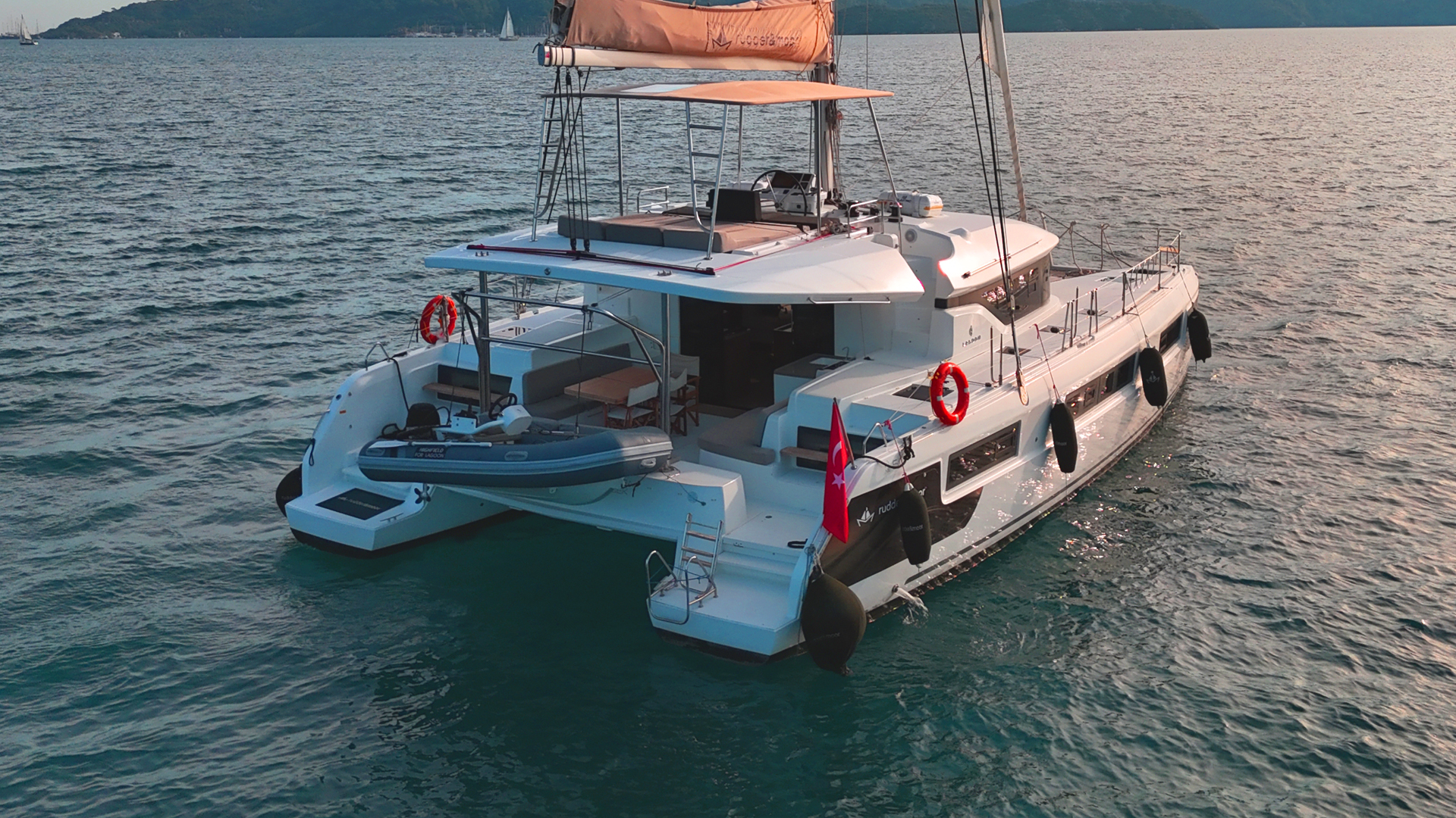 Lagoon 50 — photo 14