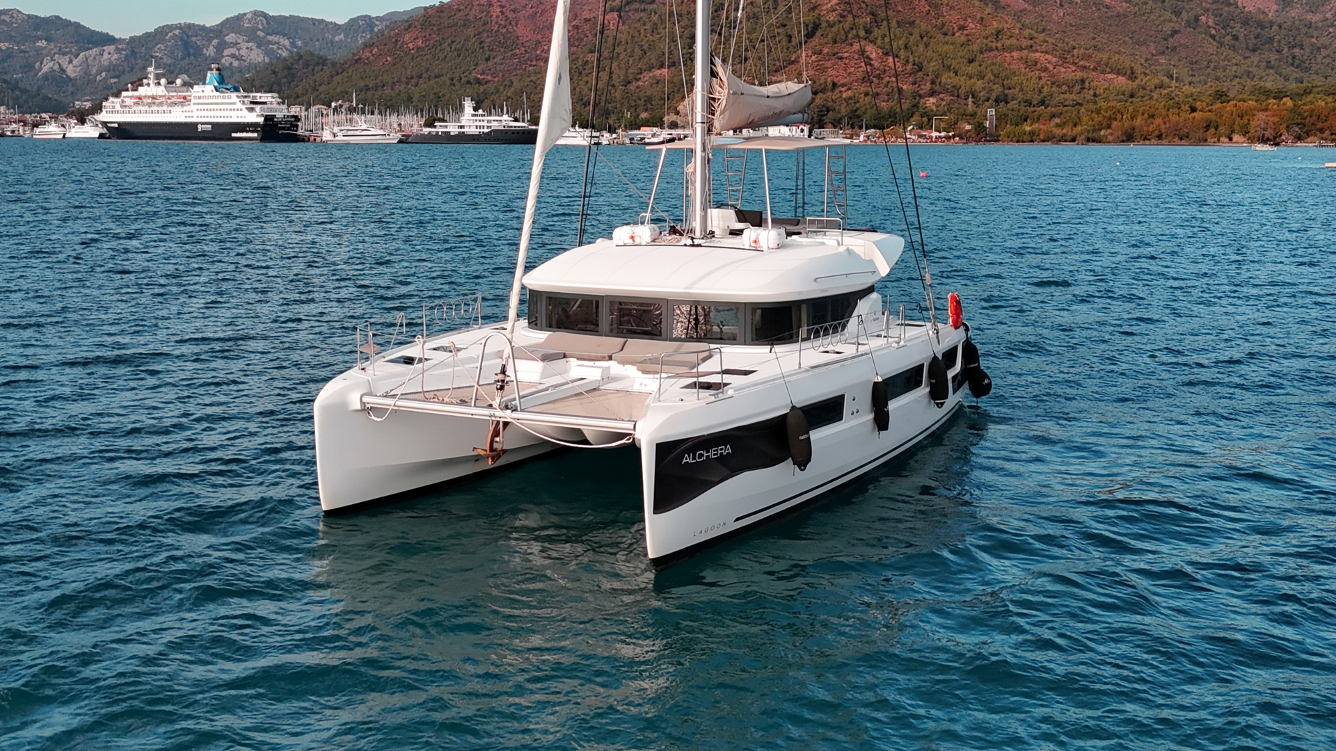 Lagoon 50 — photo 21