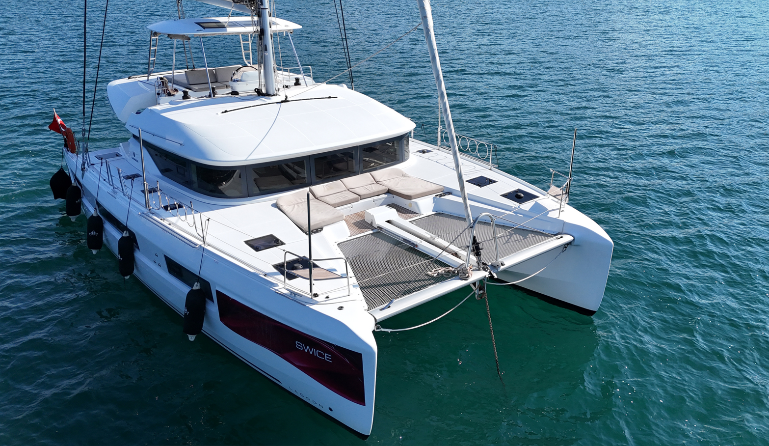 Lagoon 50 Owner's Version — photo 8