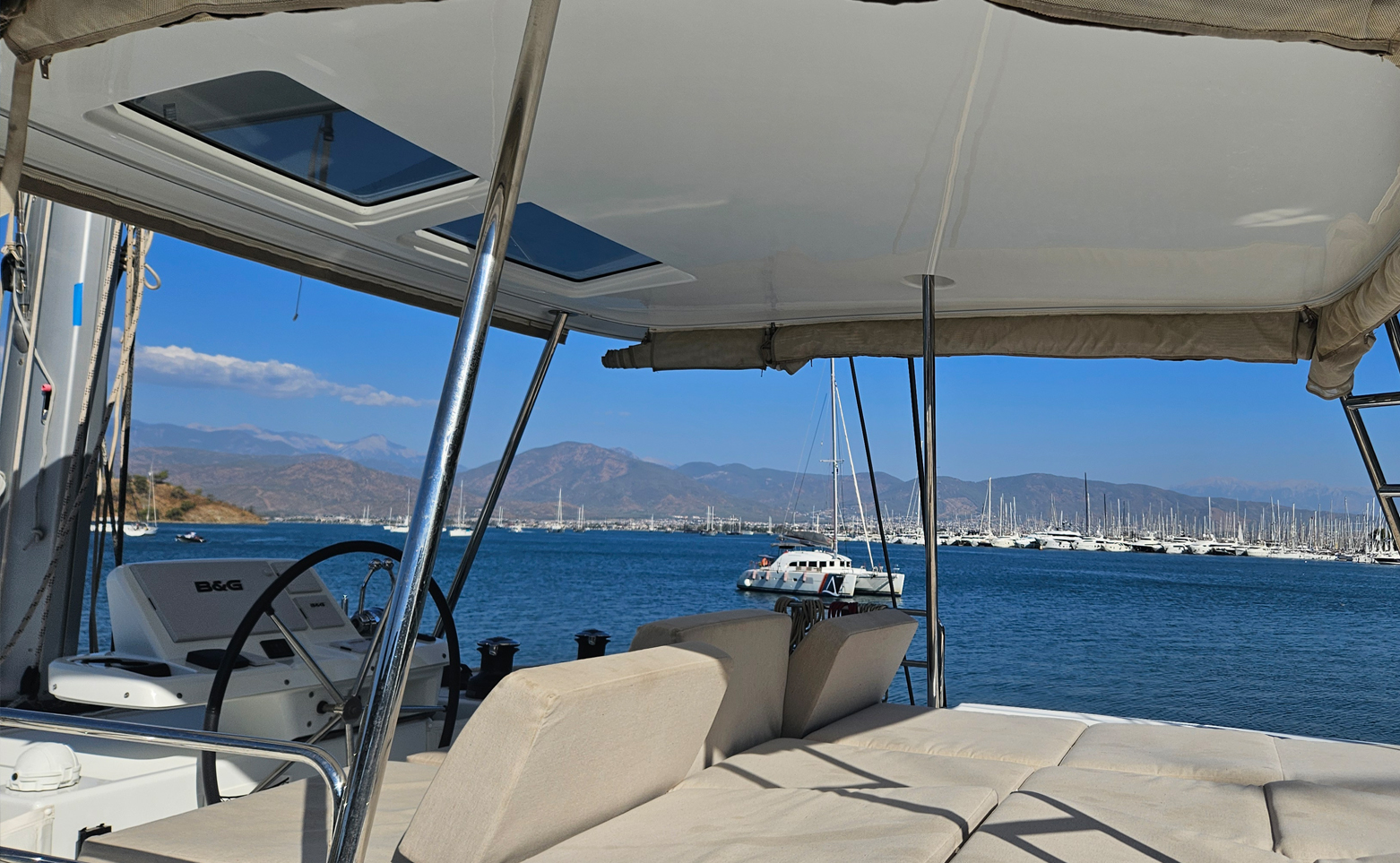 Lagoon 50 Owner's Version — photo 2