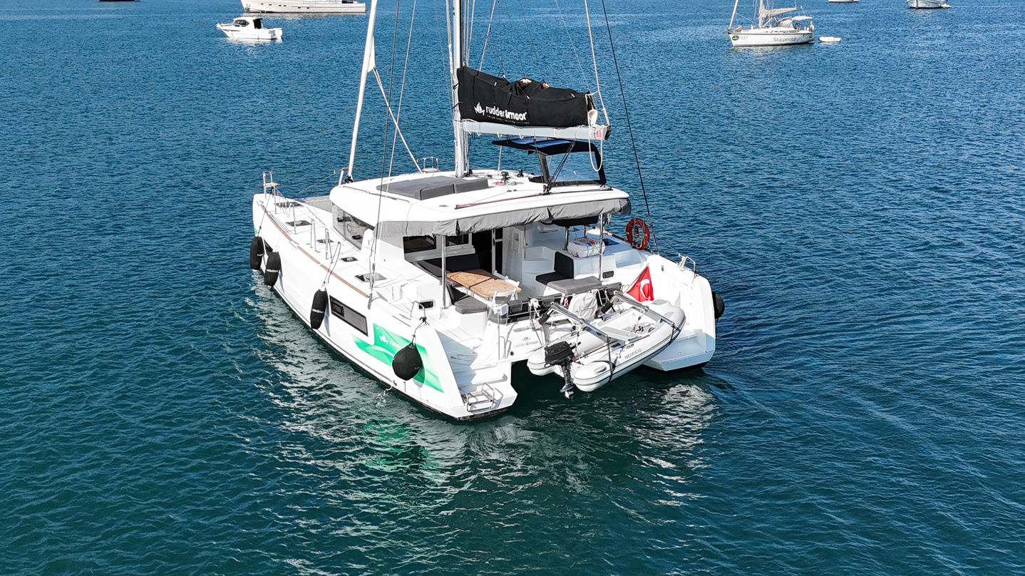 Lagoon 40 — photo 8