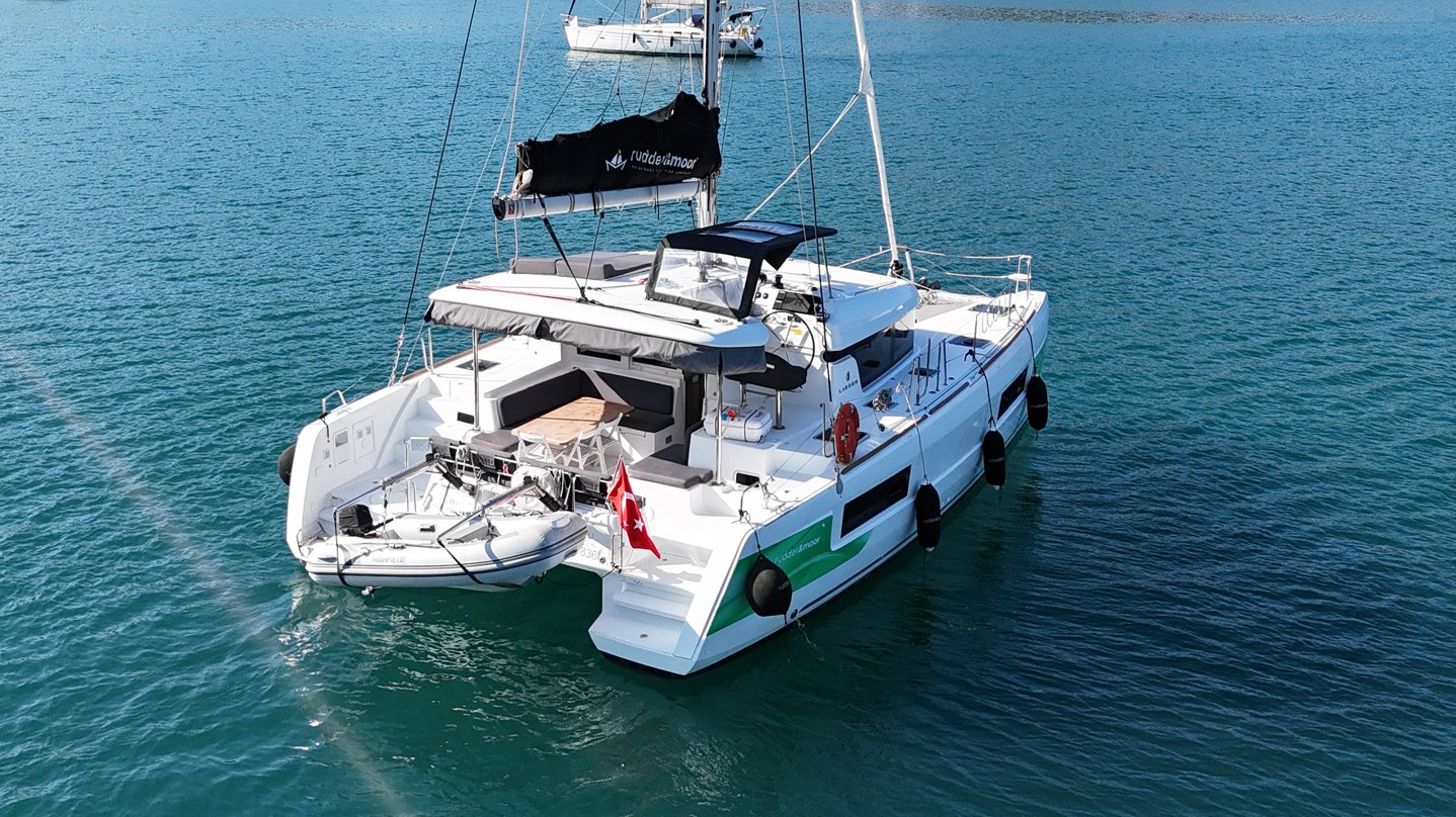 Lagoon 40 — photo 17