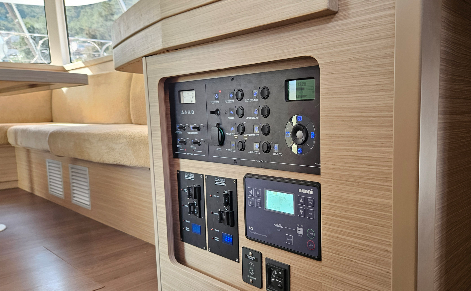 Lagoon 42 — photo 2