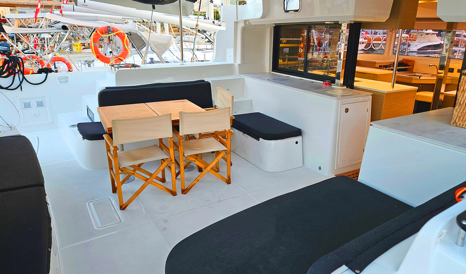 Lagoon 46 — photo 18