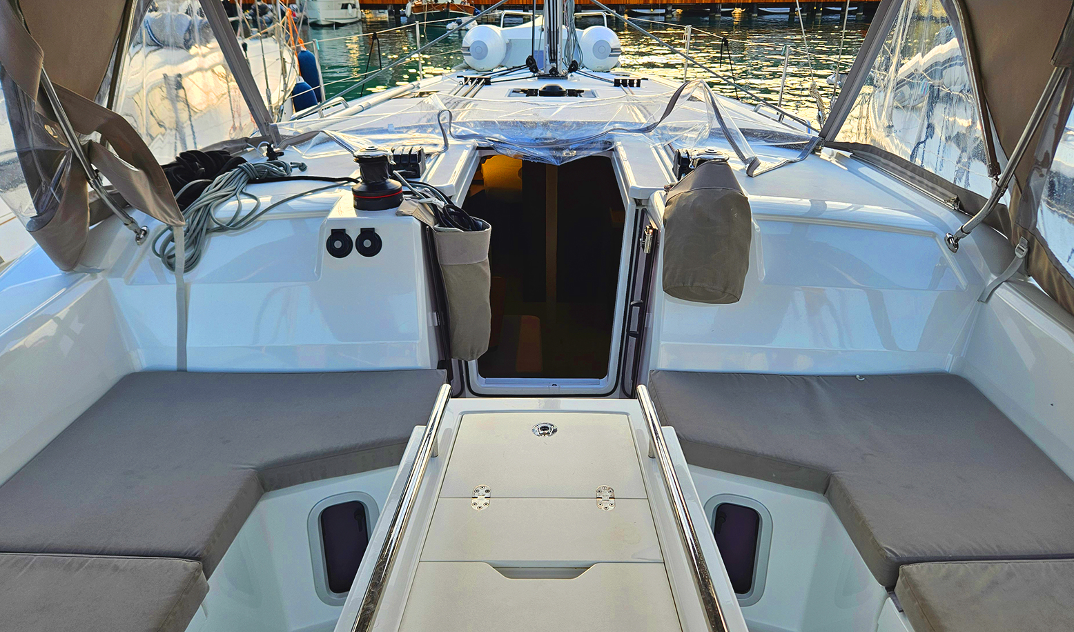 Oceanis 40.1 — photo 8