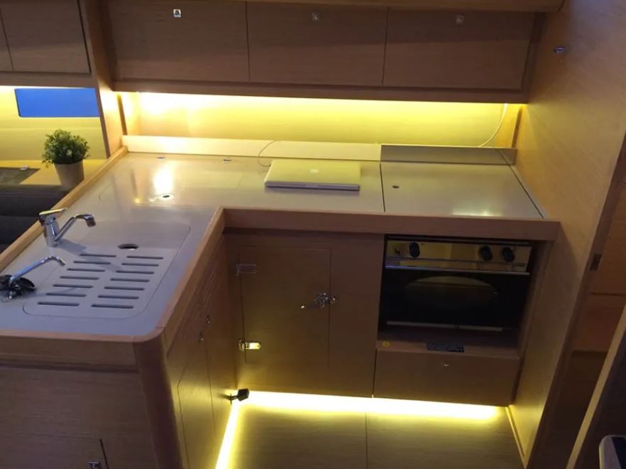 Dufour 412 Grand large[G] — photo 11