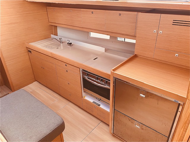 Dufour 460 Grand Large (4cab/4wc) — photo 5