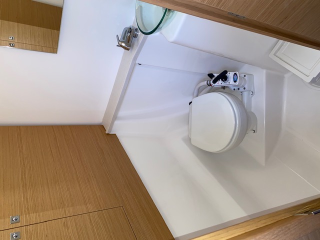 Dufour 460 Grand Large (4cab/4wc) — photo 11