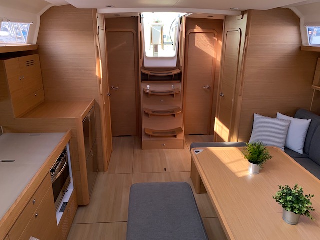 Dufour 460 Grand Large (4cab/4wc) — photo 4