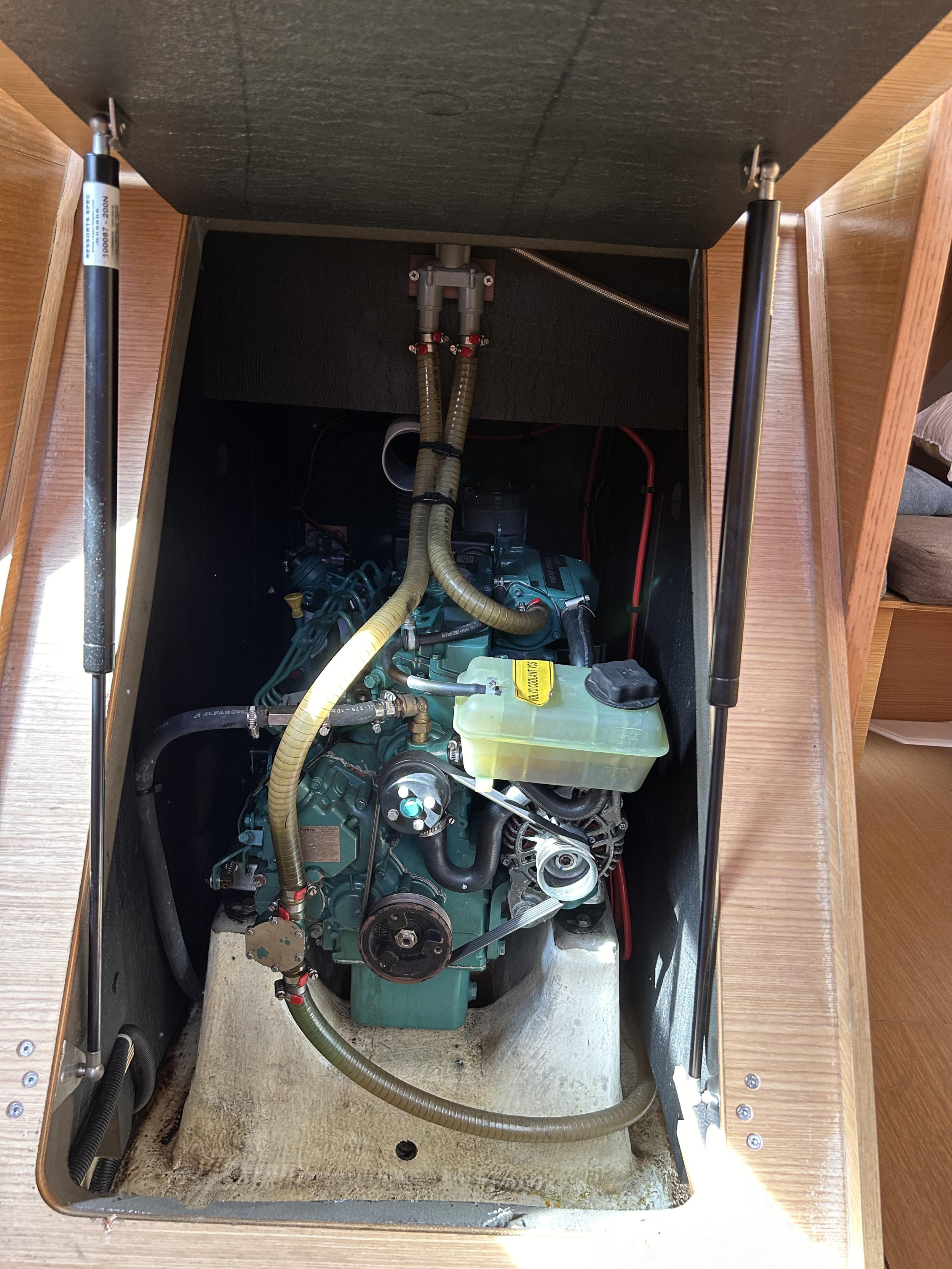 Dufour 412 Grand large[G] — photo 31
