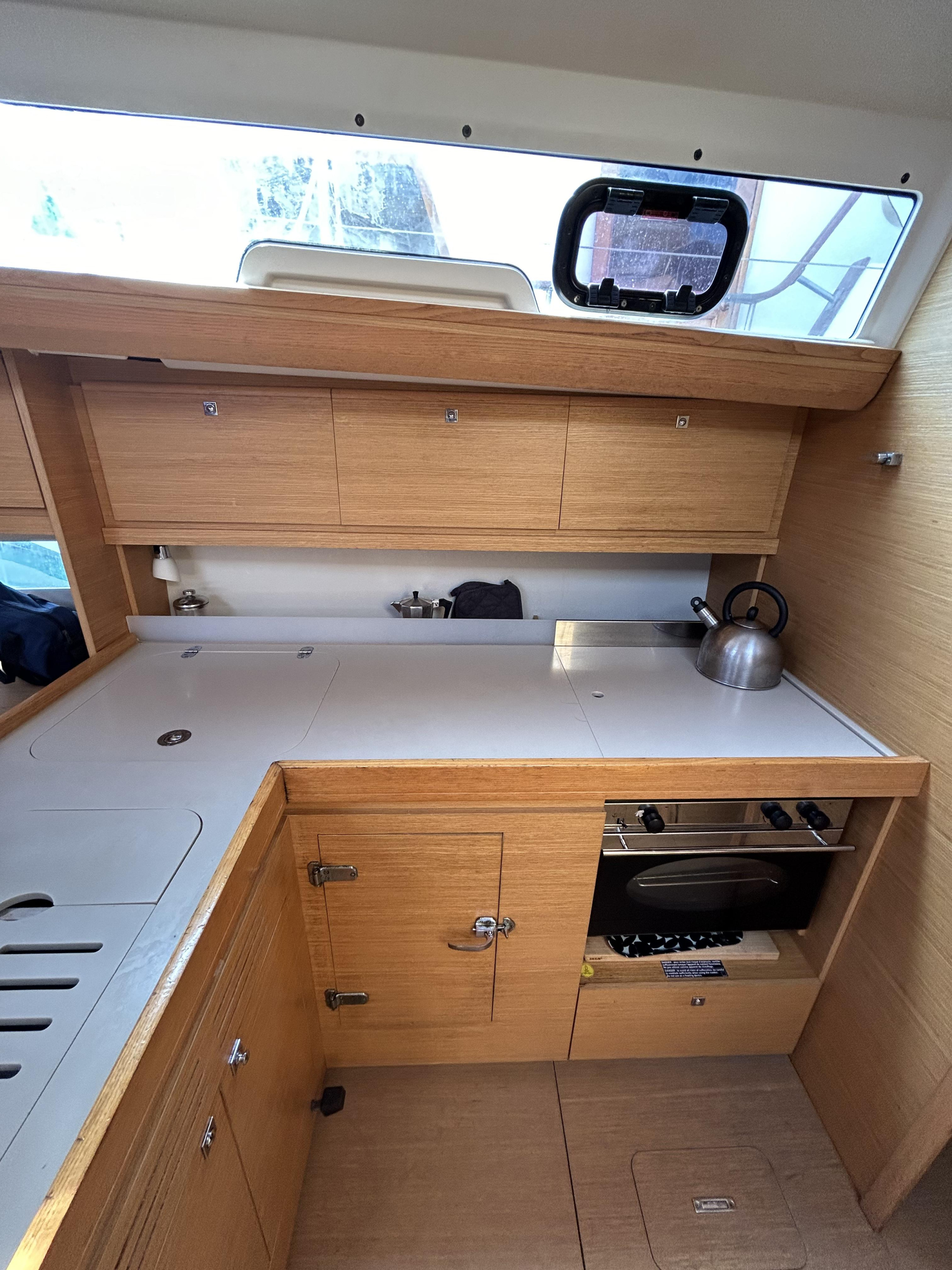 Dufour 412 Grand large[G] — photo 22