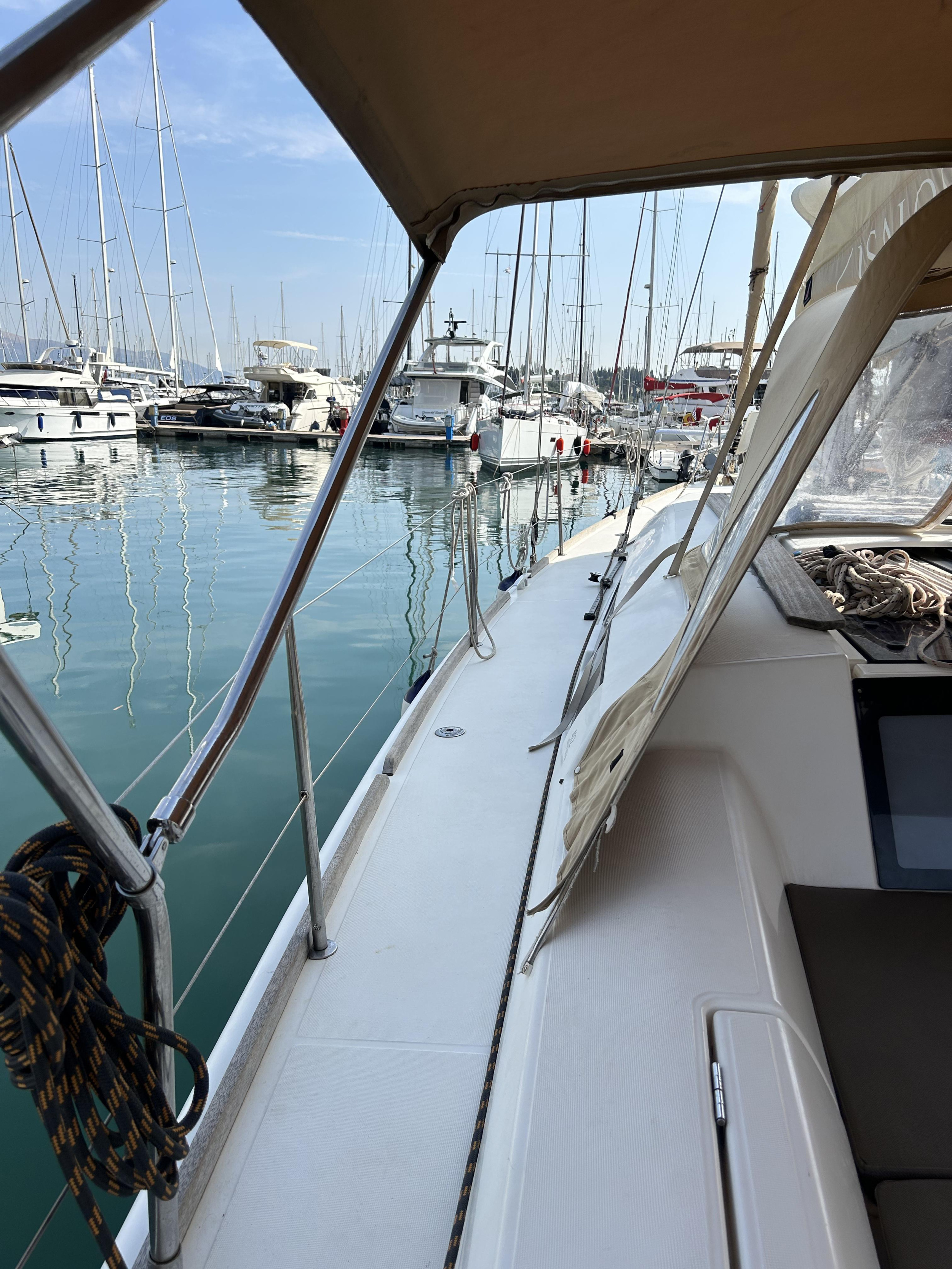 Dufour 412 Grand large[G] — photo 24