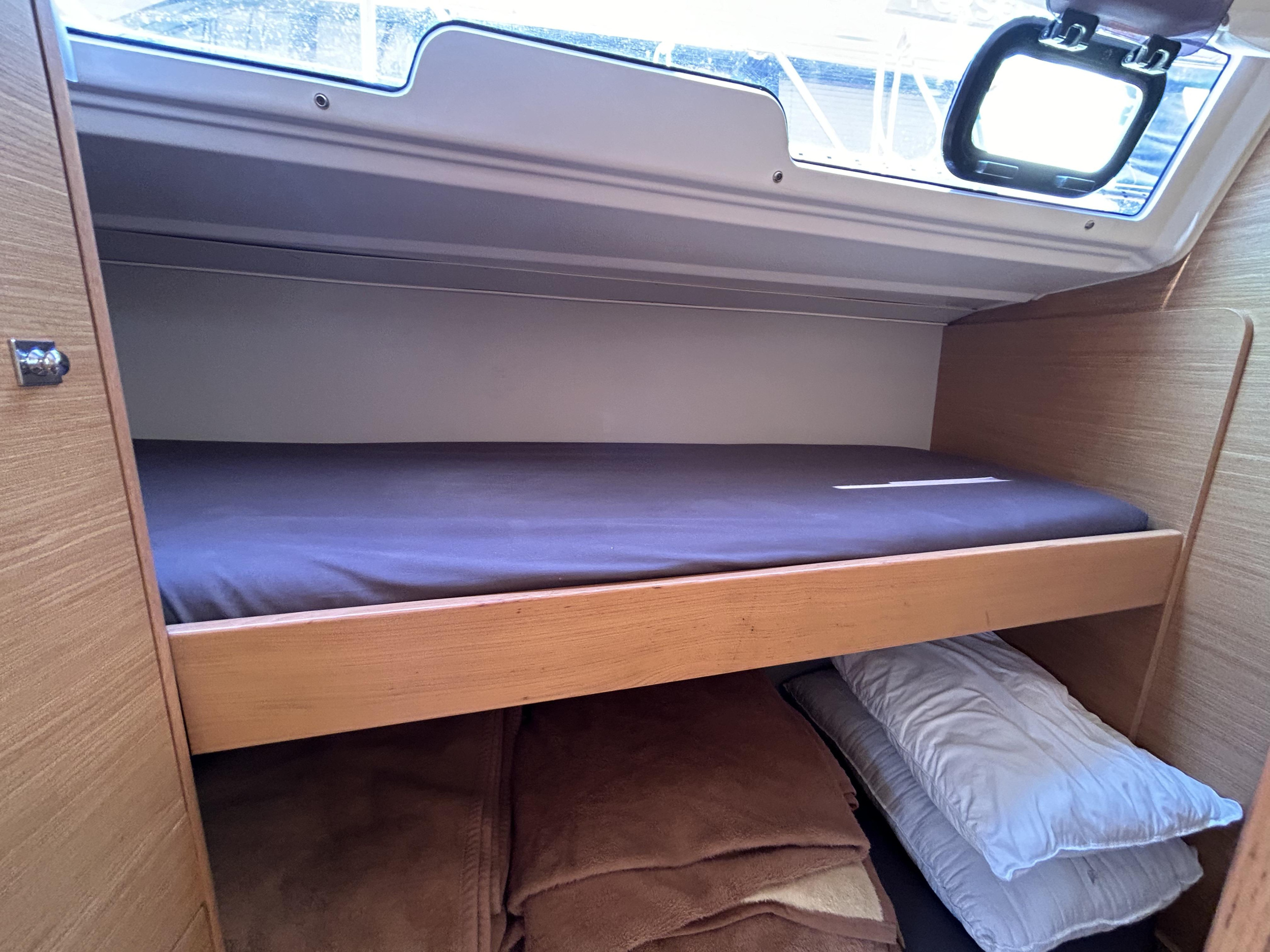 Dufour 430 Grand Large — photo 45