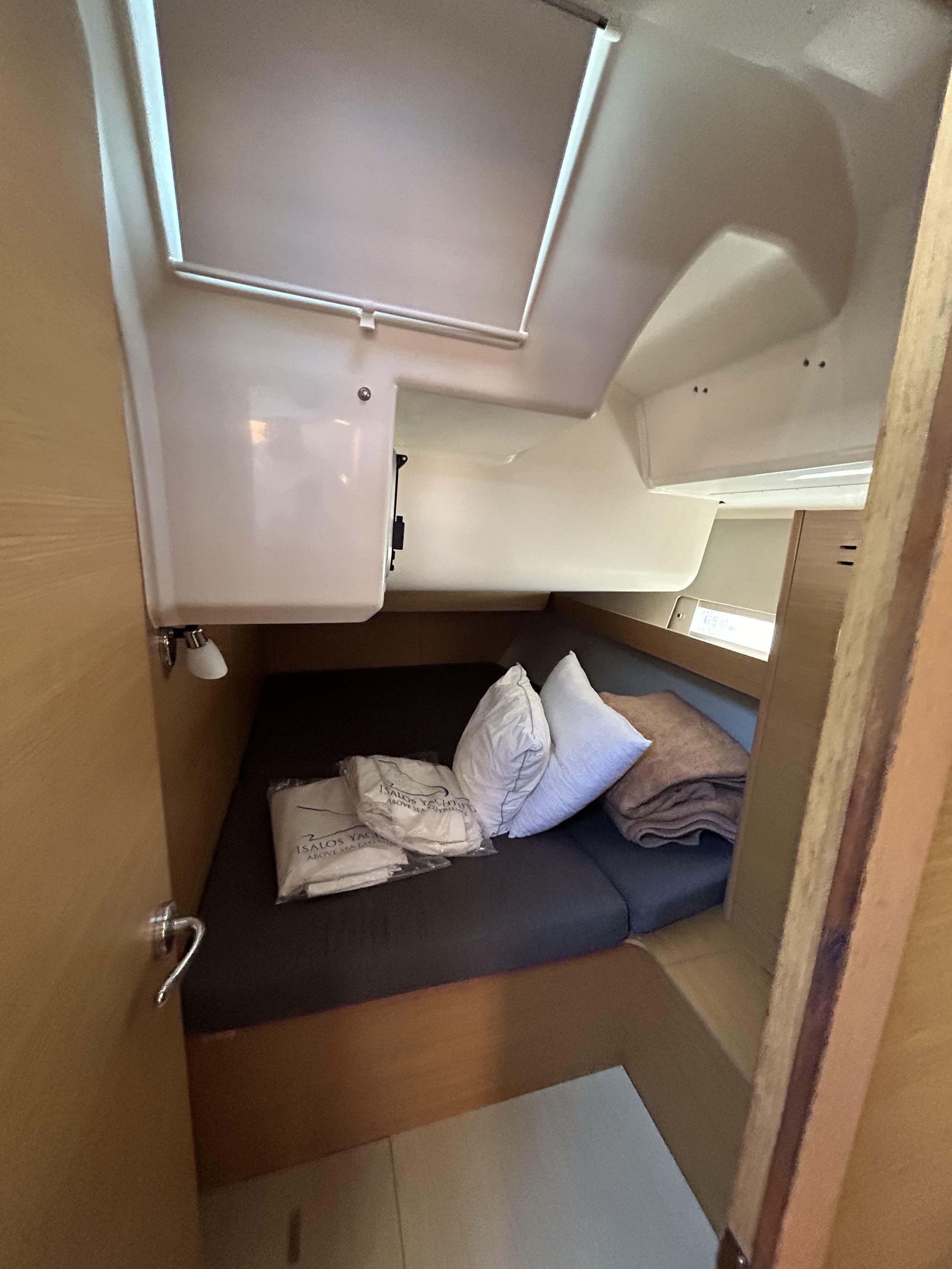 Dufour 460 Grand Large (5cab/3wc) — photo 14