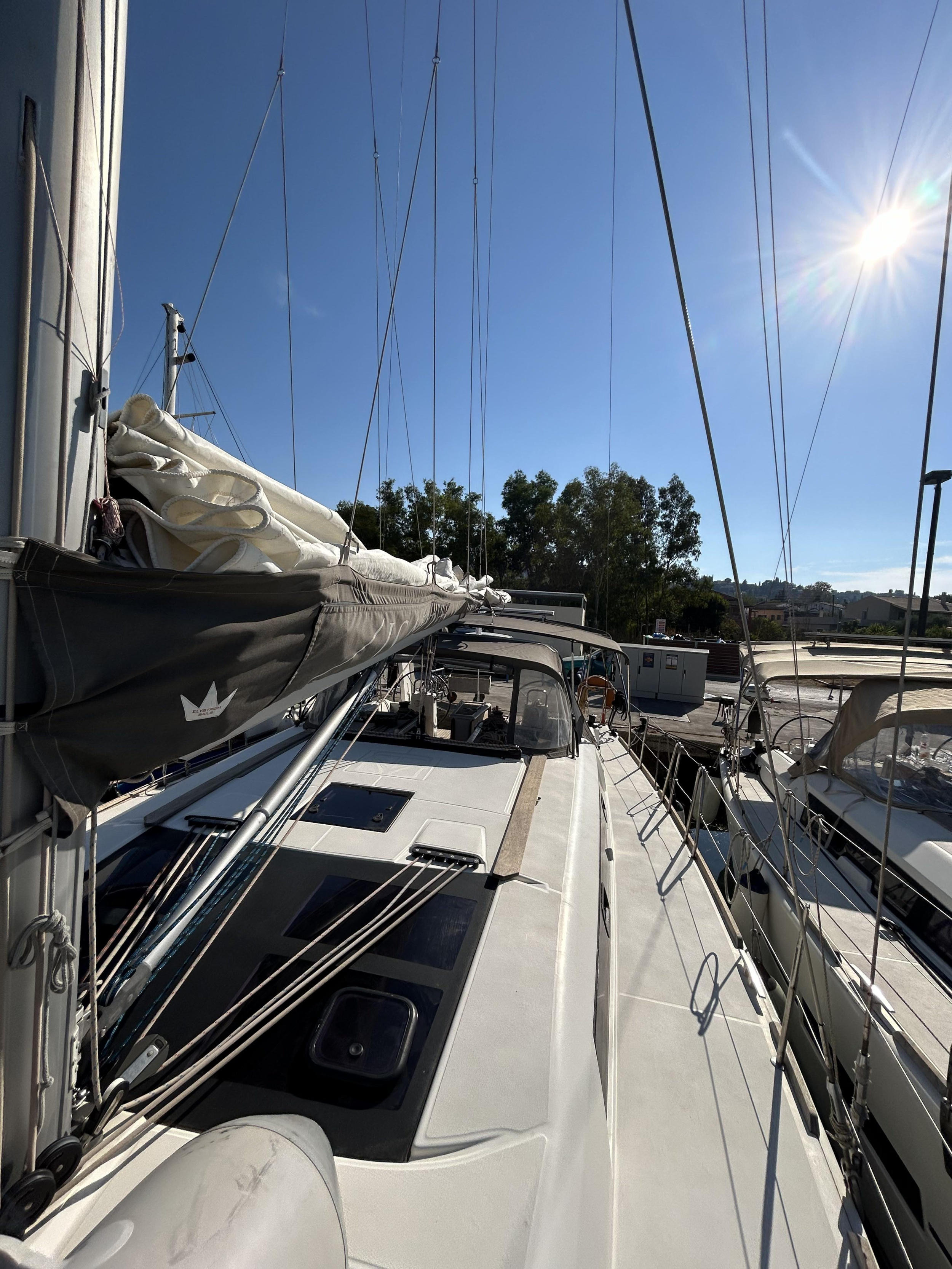 Dufour 460 Grand Large (5cab/3wc) — photo 26