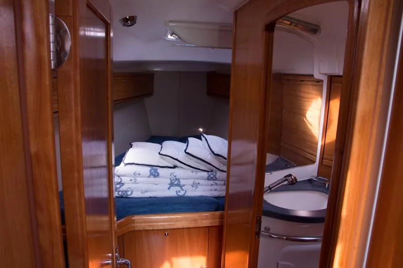 Bavaria 38 Cruiser ((1132 BG) (sails 2015))  - 1