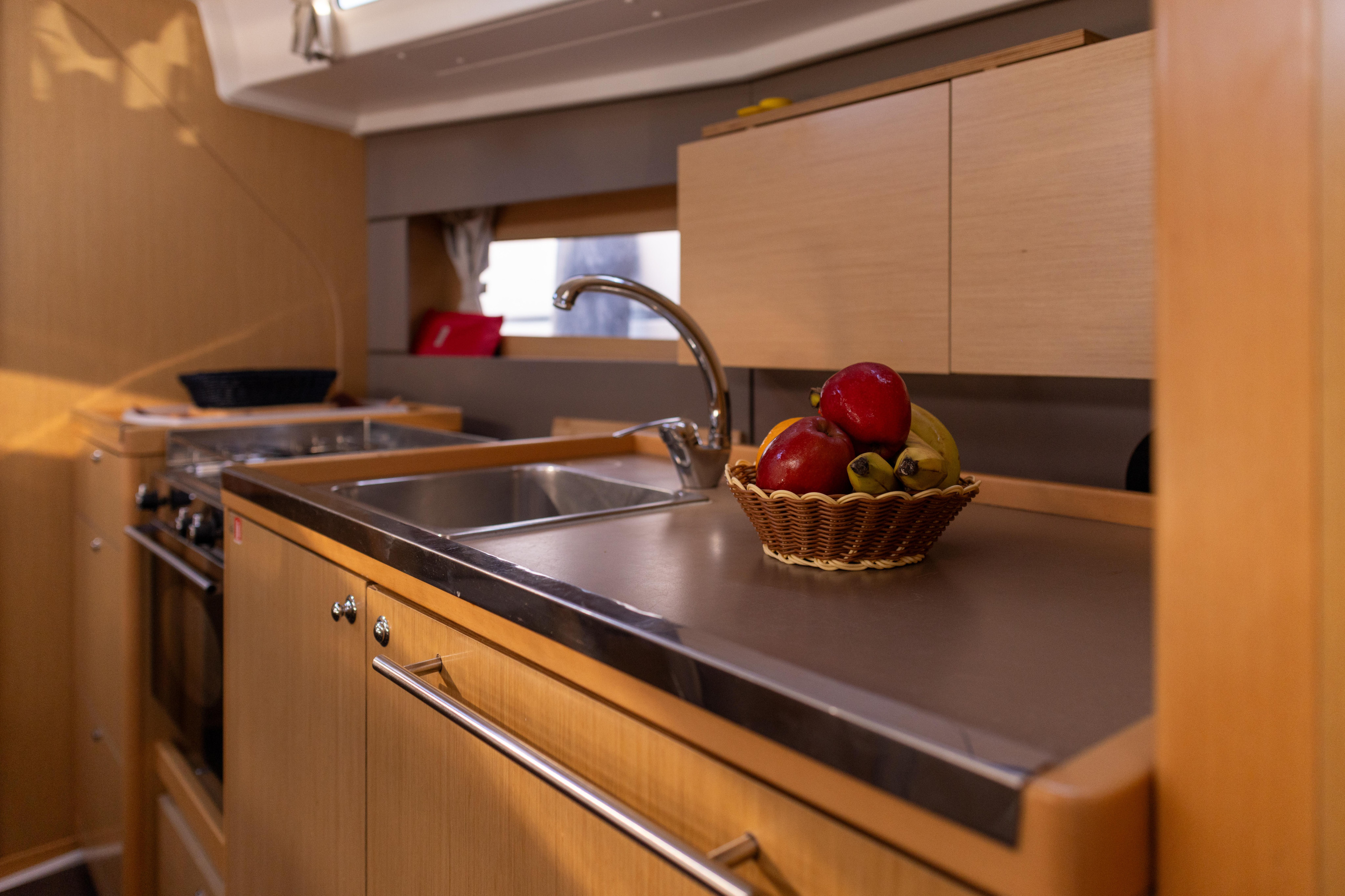 Oceanis 38 — photo 16
