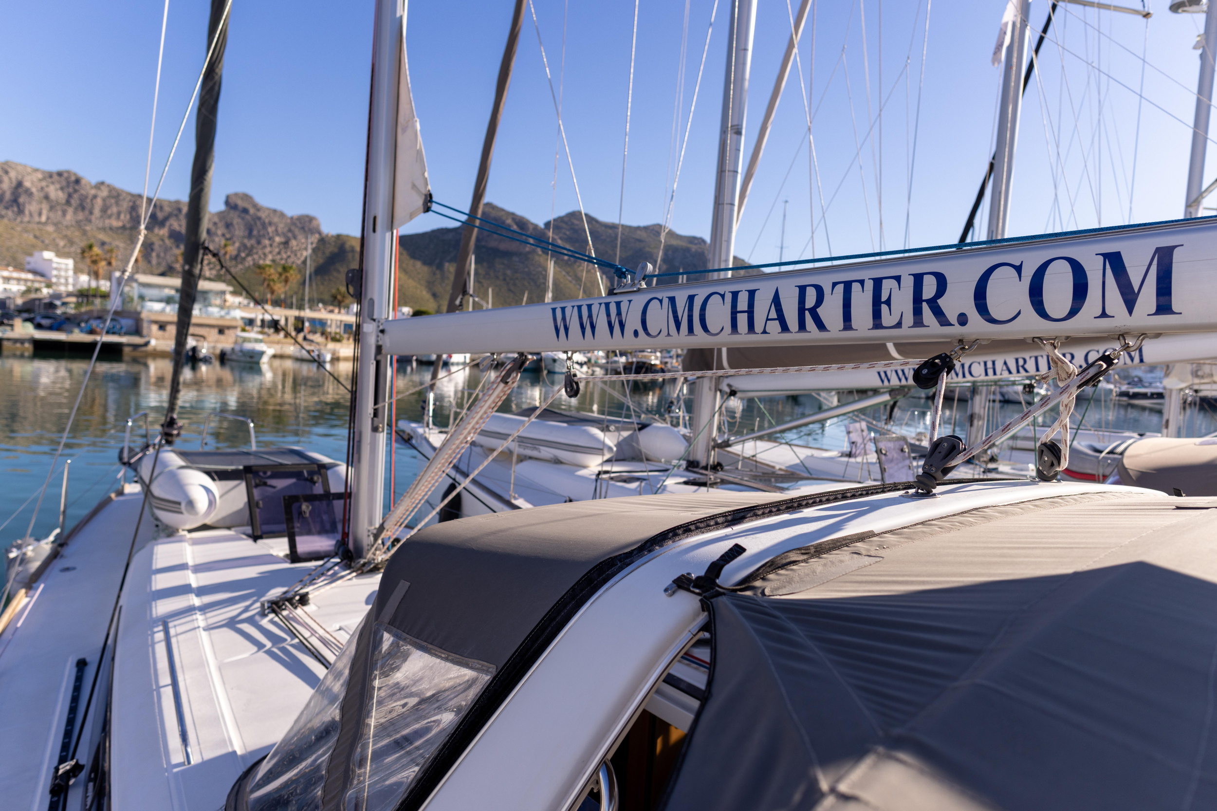 Oceanis 38 — photo 21
