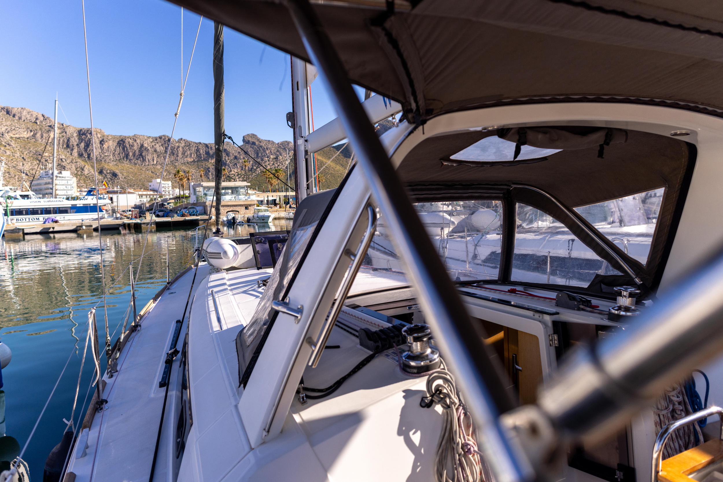 Oceanis 38 — photo 20