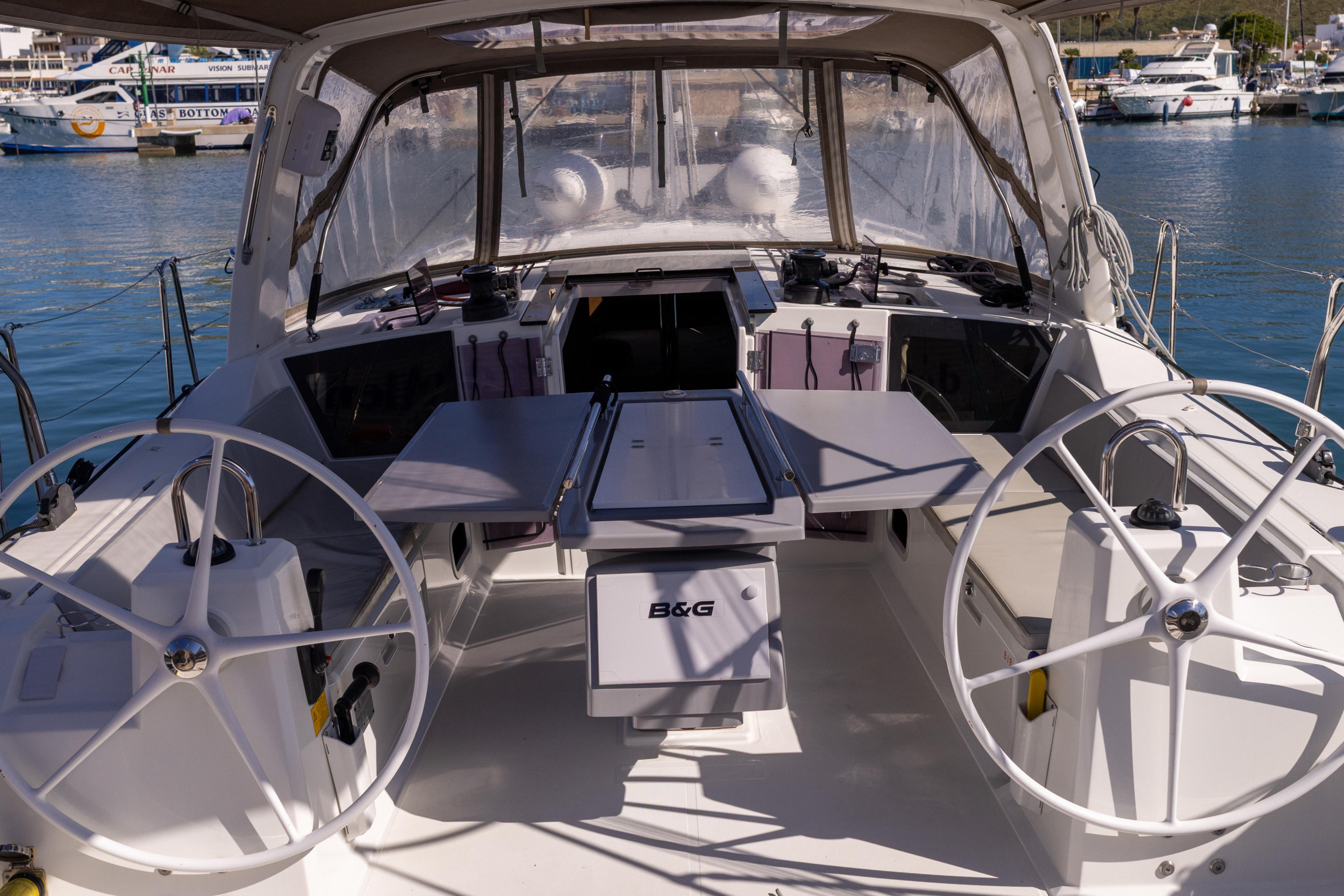 Oceanis 41.1 Perfomance — photo 4