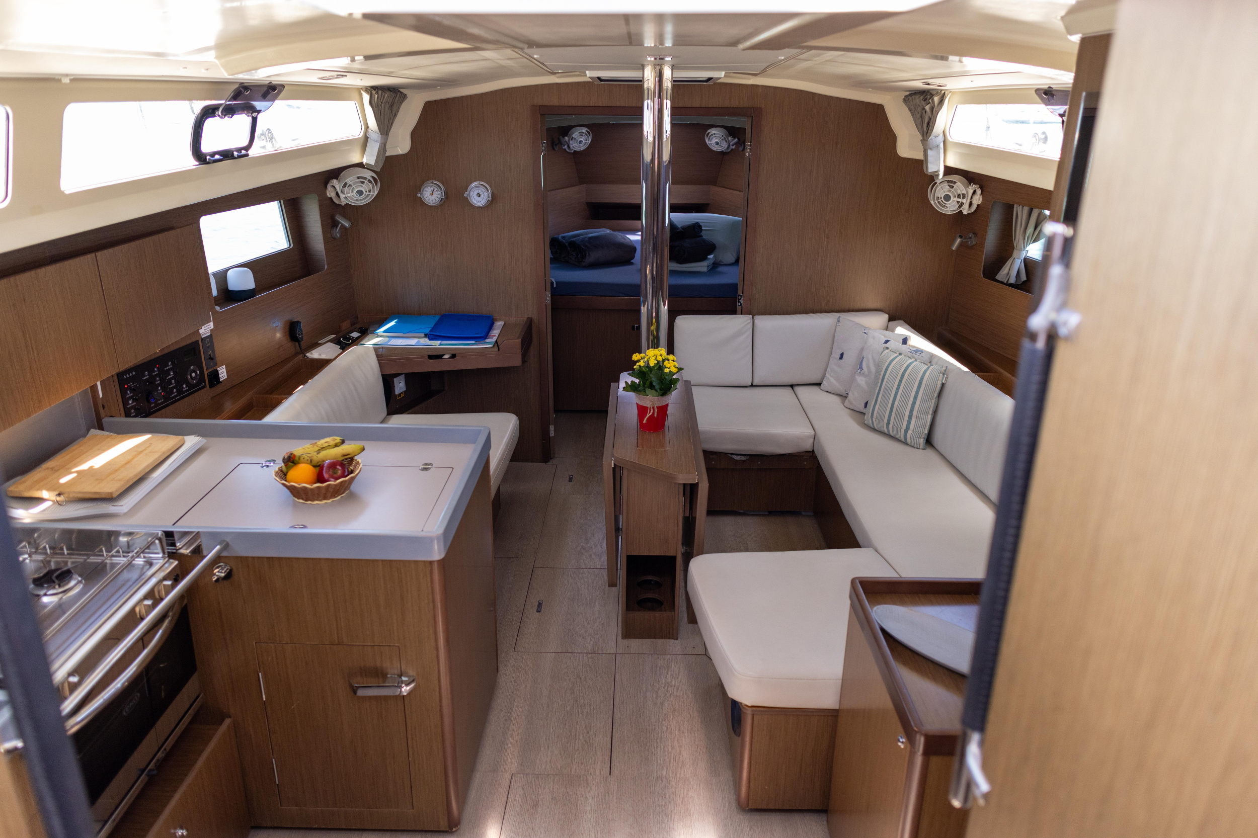 Oceanis 41.1 Perfomance — photo 16