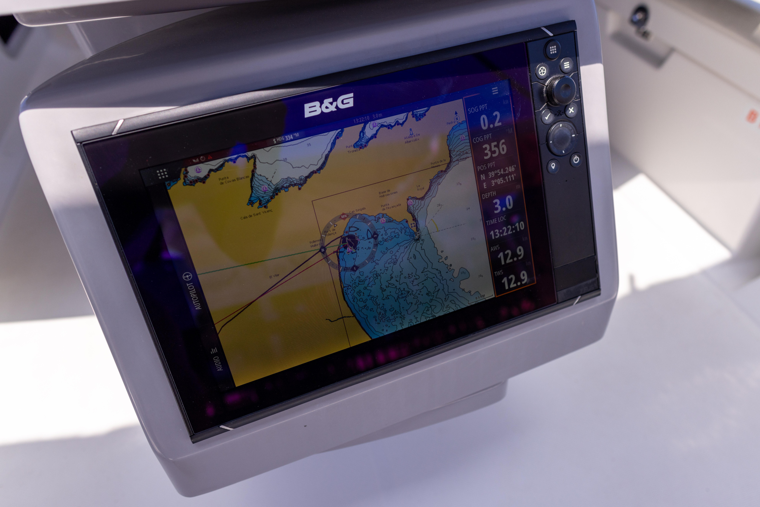 Oceanis 41.1 Perfomance — photo 17