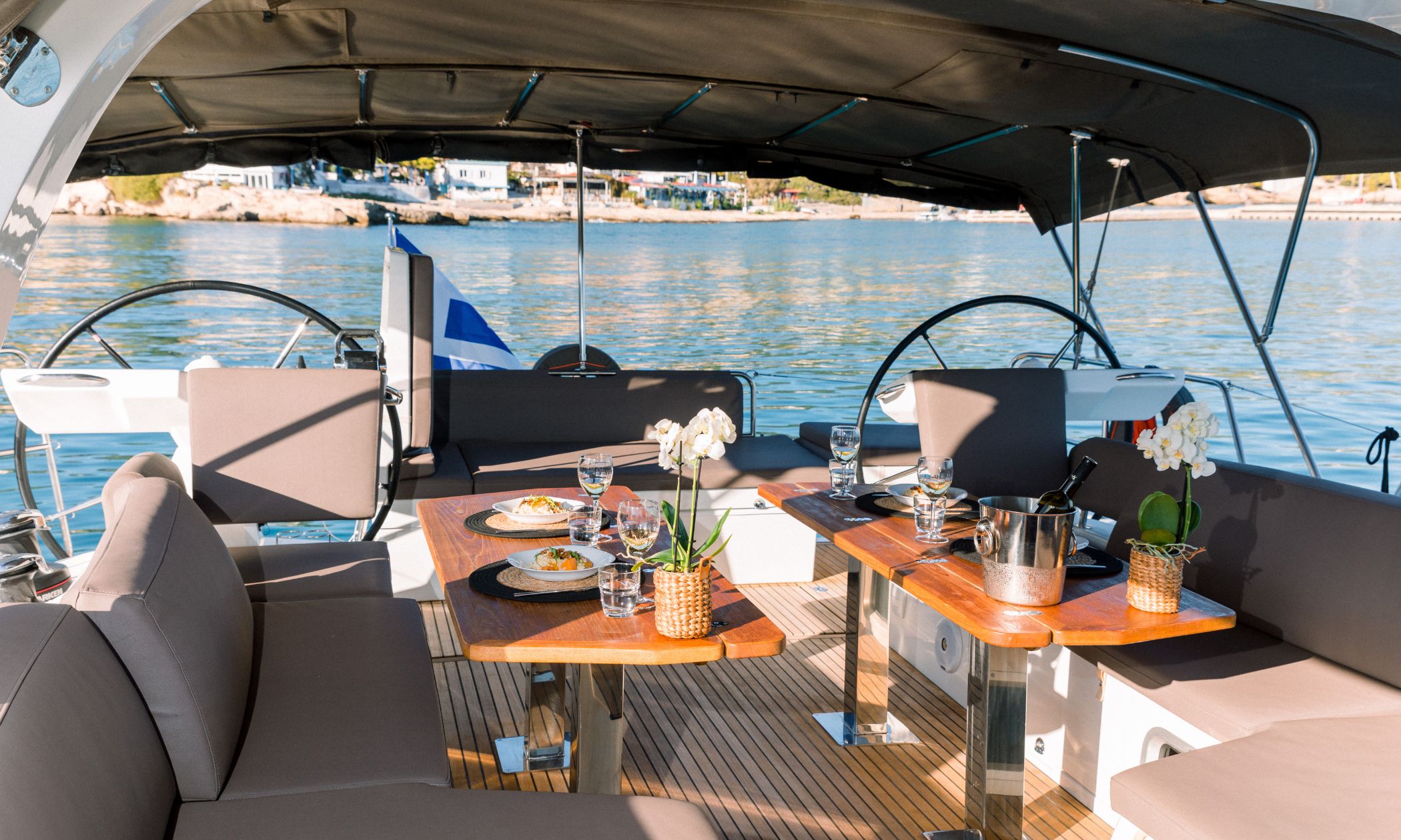 Photo #3 - Jeanneau 60 (Skipper obligatory) (EUPHORIA) en Atenas - 24228