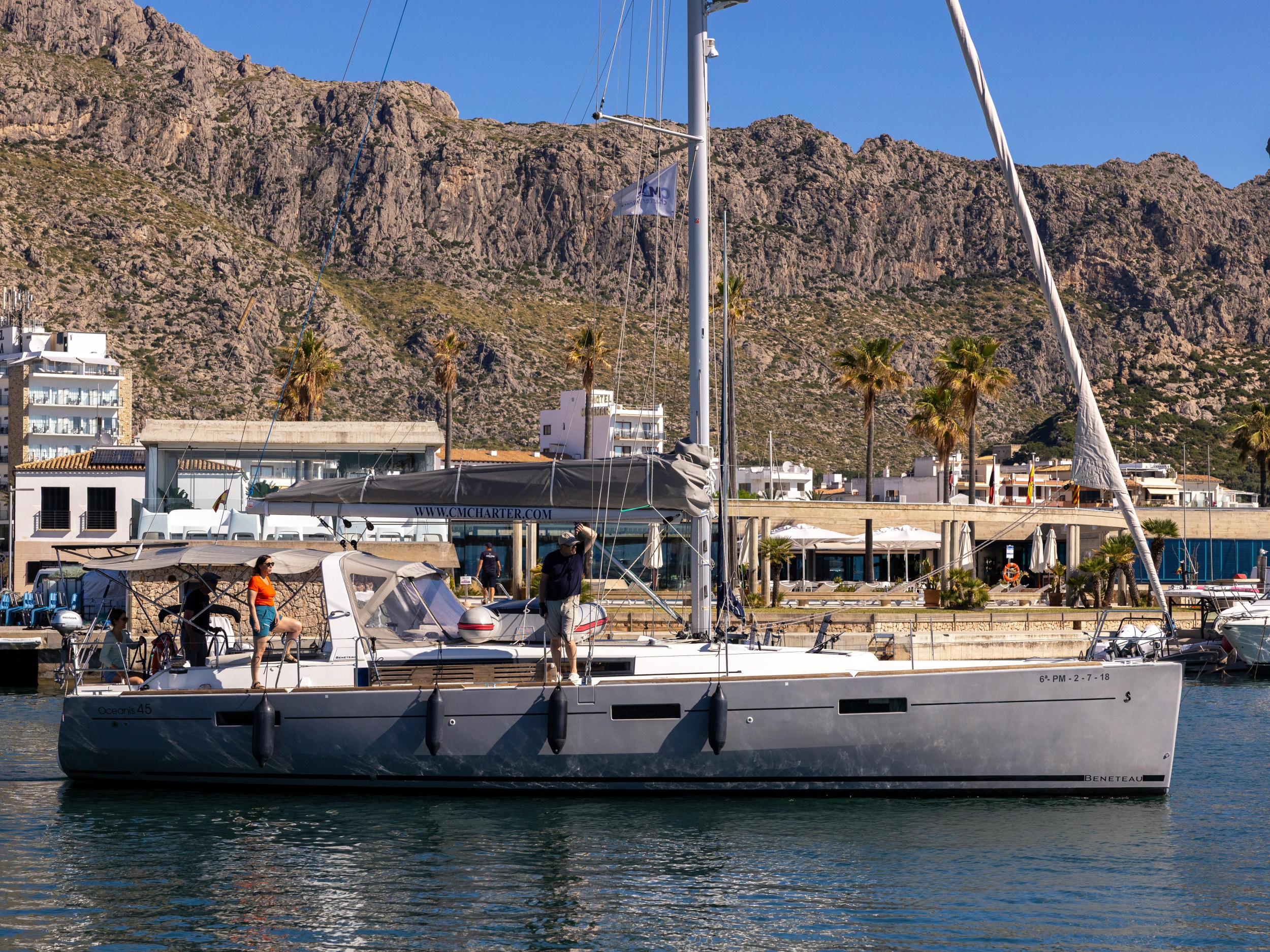 Oceanis 45 — photo 1