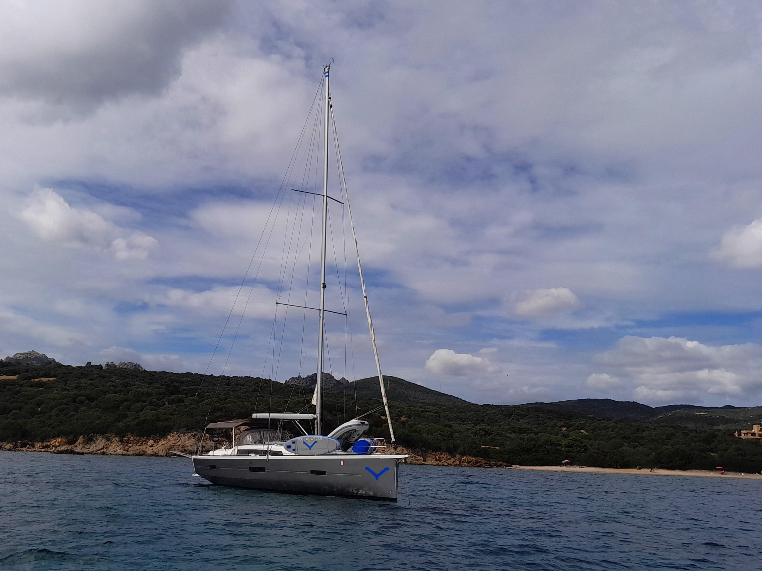 Photo #32 - Dufour 460 Grand Large 5Cab (Newt) en Portisco - 8065