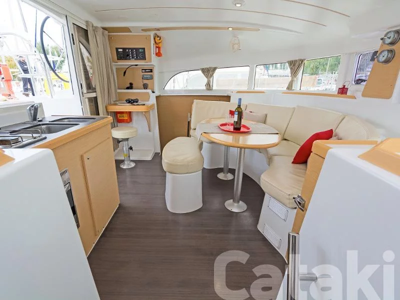 Lagoon 380 S2 (Cataki) Interior image - 19