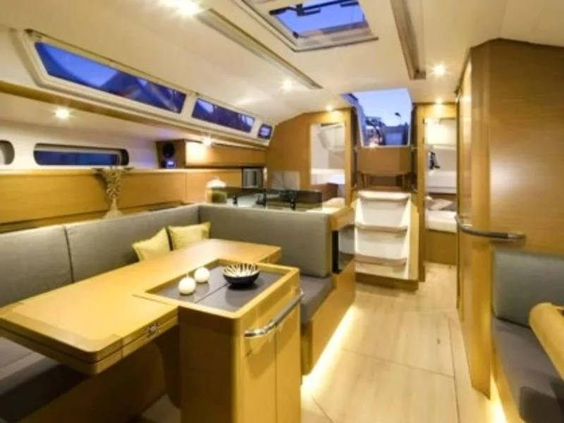 Sun Odyssey 439 (Timaria II) Interior image - 1
