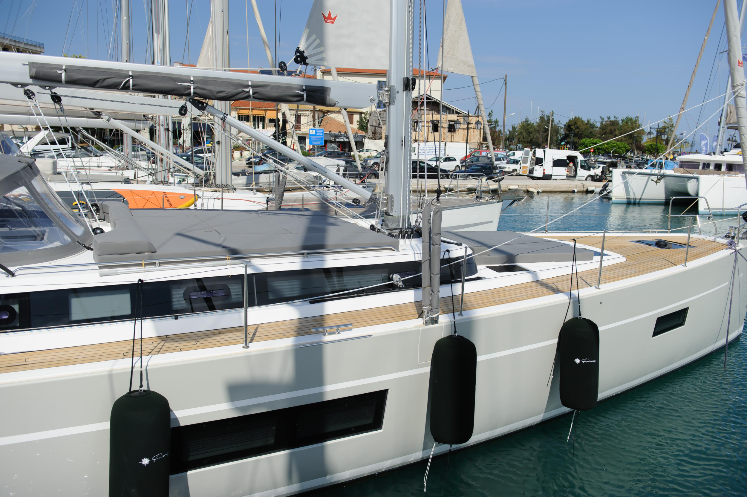Bavaria C57 — photo 19