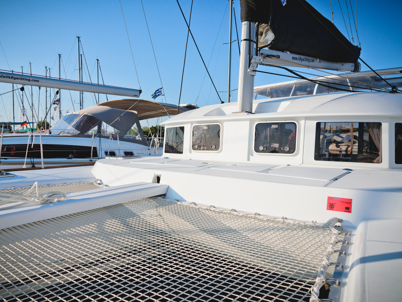 Photo #6 - Lagoon 380 (Chrysa) in Athen - 6108