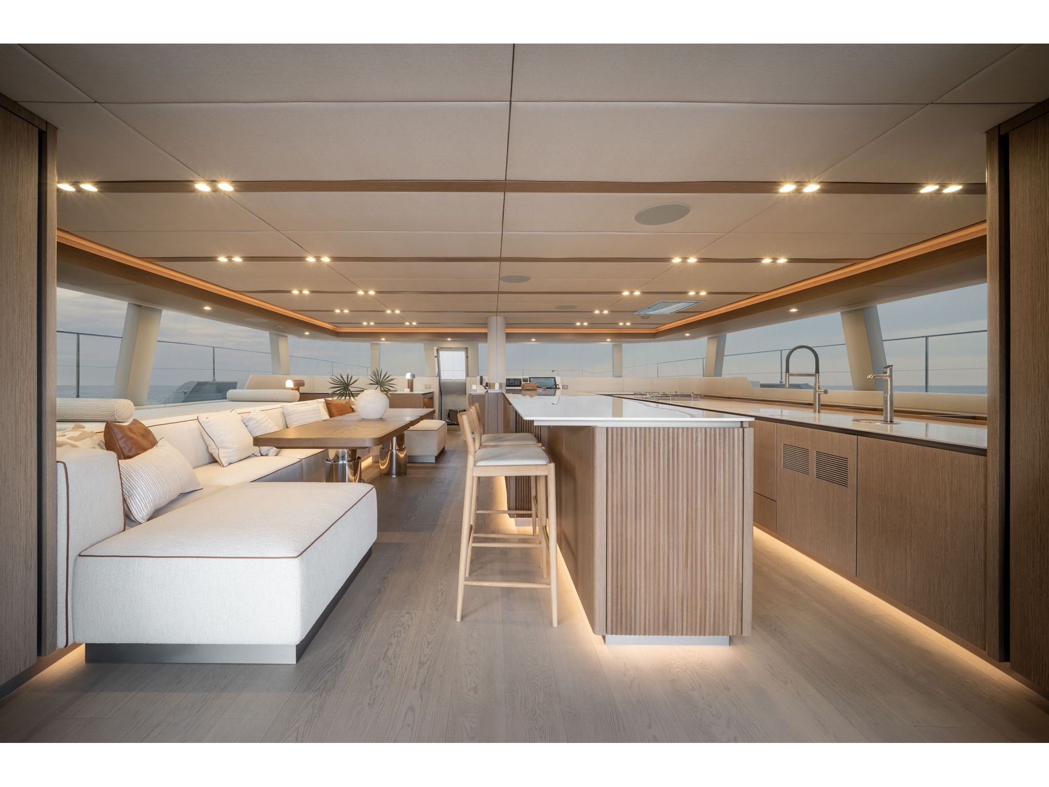 Sunreef 70 Eco — photo 2