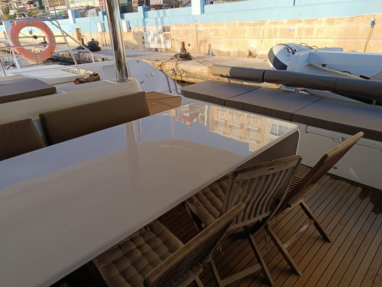 Lagoon 620 — photo 23