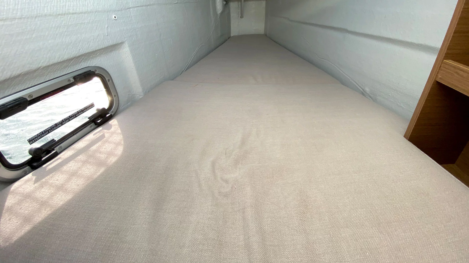 Lagoon 40 (Sunrise)  - 21