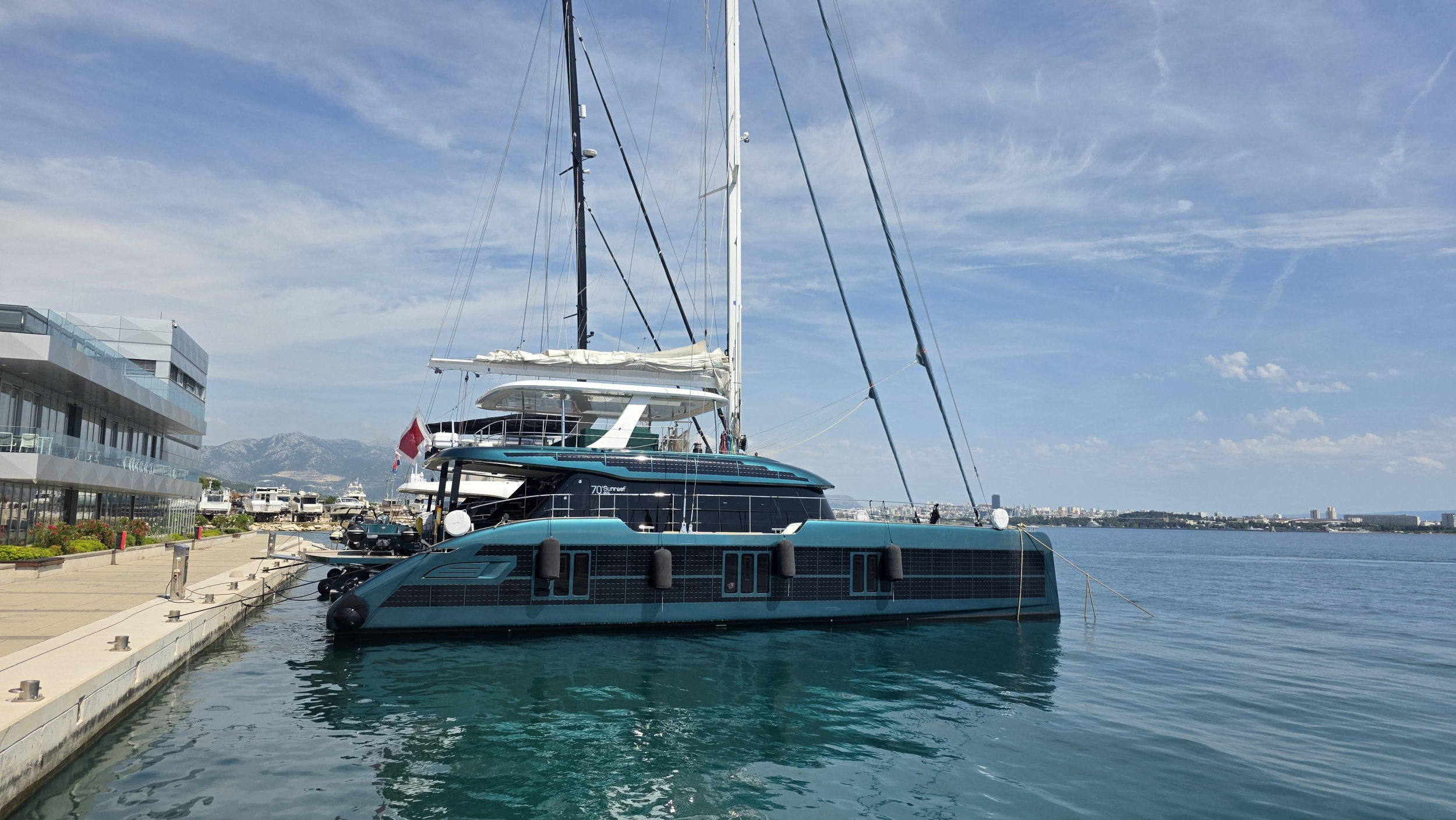 Sunreef 70 Eco — photo 8