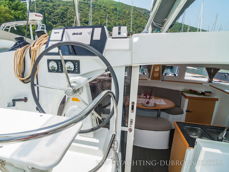 Photo #8 - Lagoon 380 (Gratia) en Dubrovnik - 3847