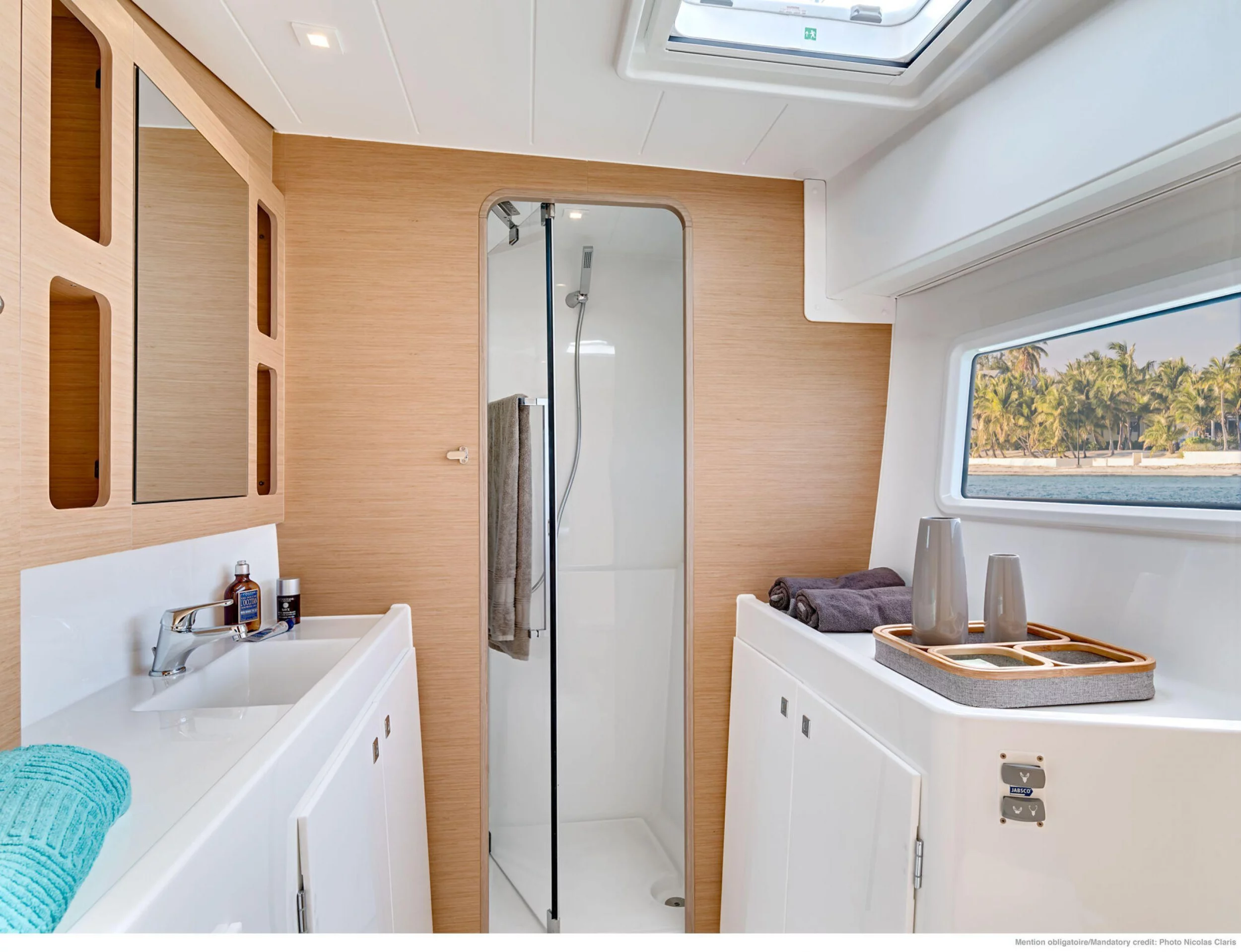 Lagoon 42 (SKYLIGHT)  - 11