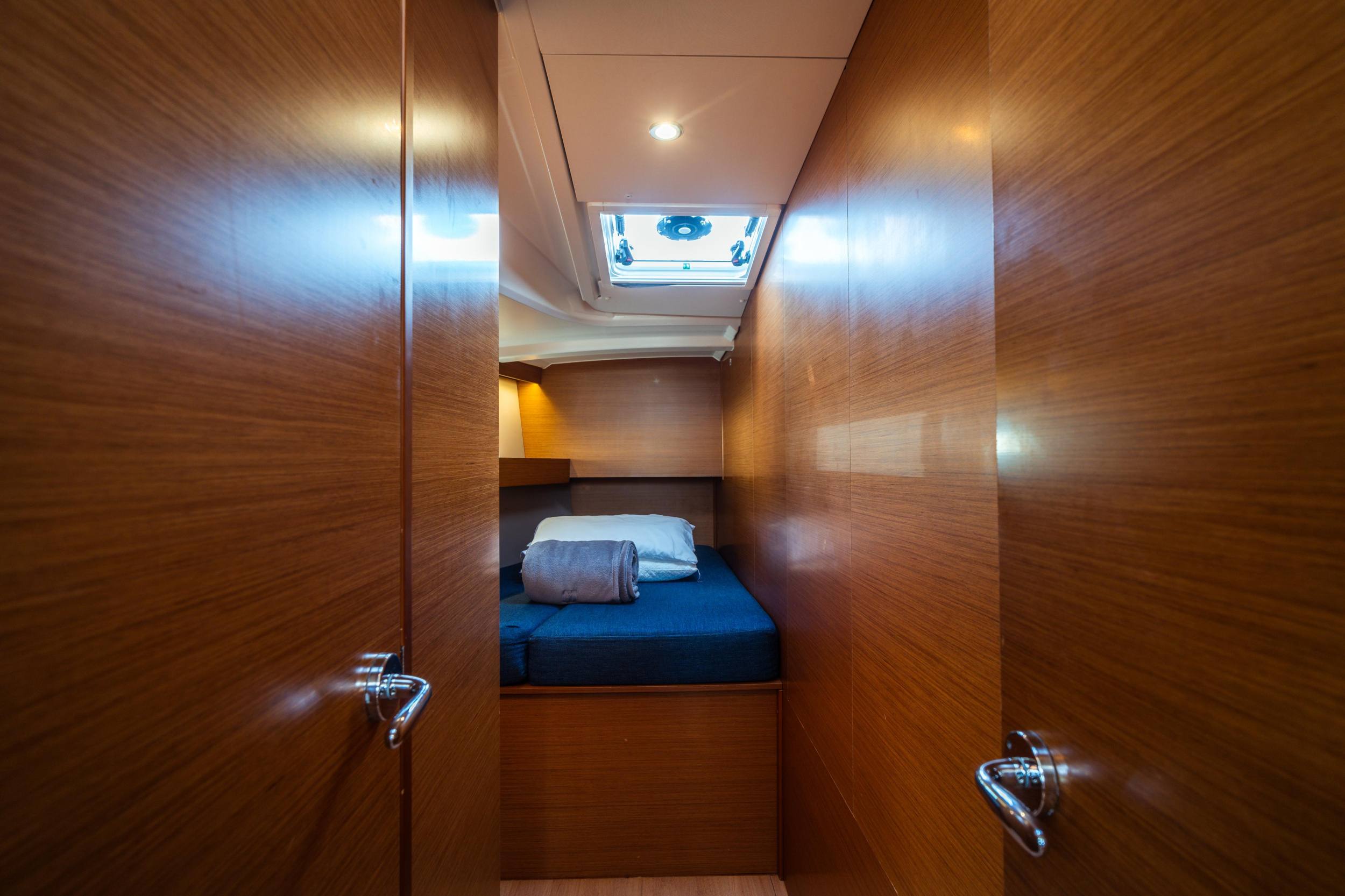 Sun Odyssey 490 — photo 10