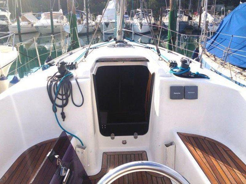 DUFOUR 325 GL — photo 77