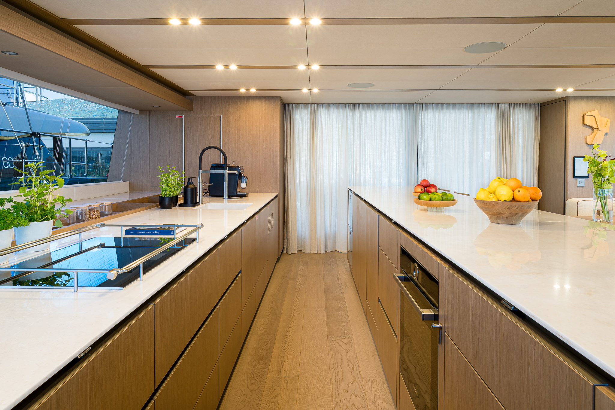 Sunreef 70 fully Eco — photo 92