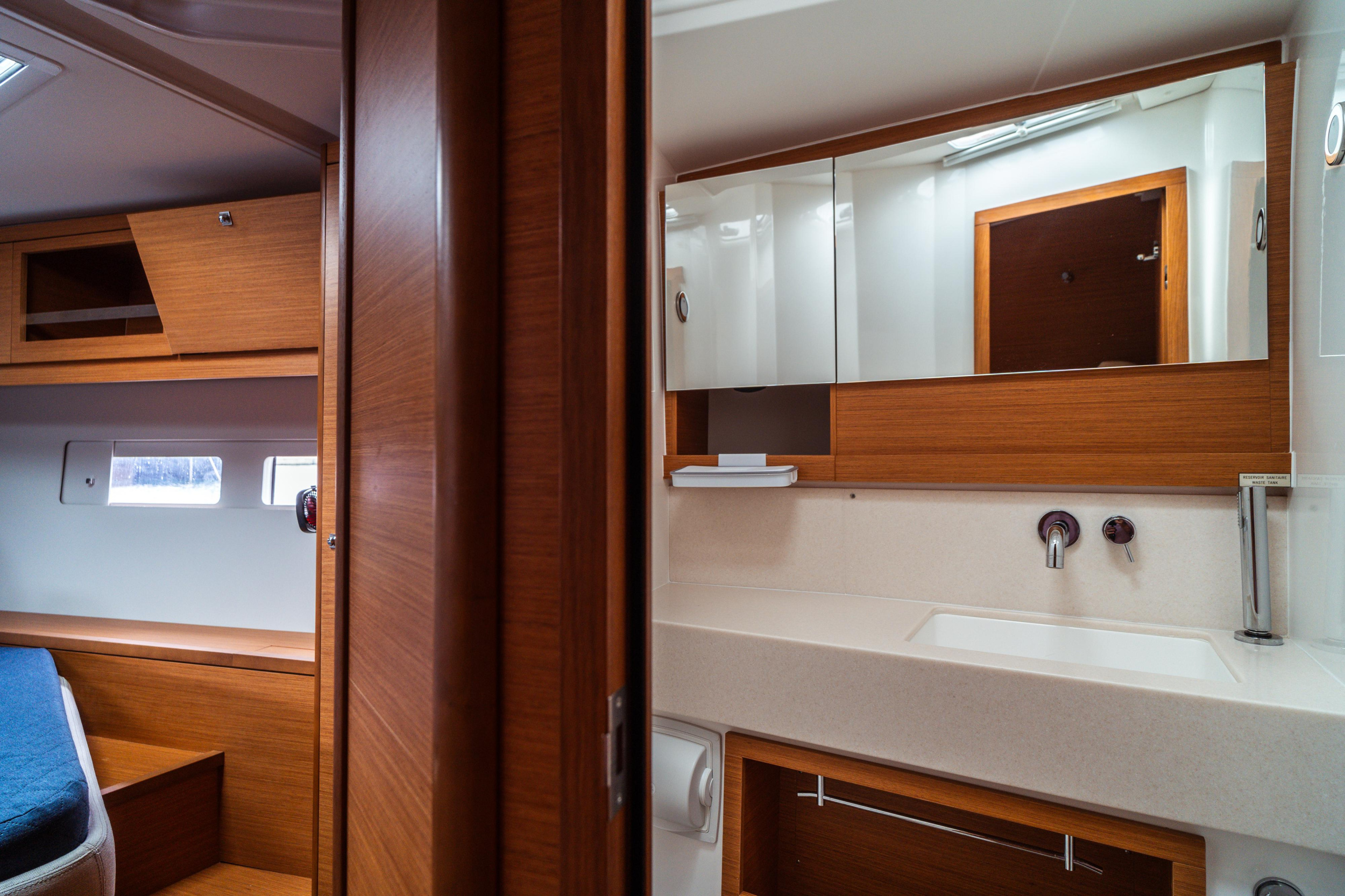 Dufour 530 — photo 17