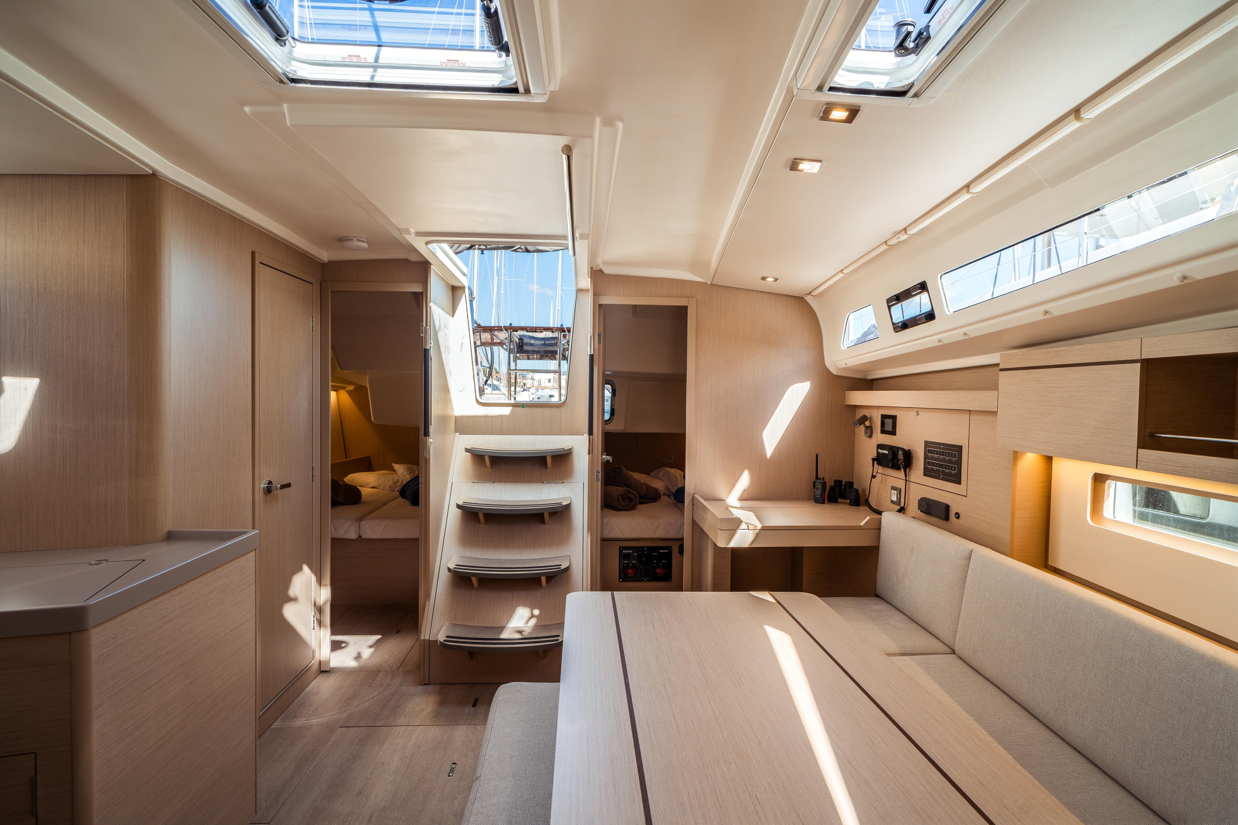 Oceanis 40.1 — photo 8