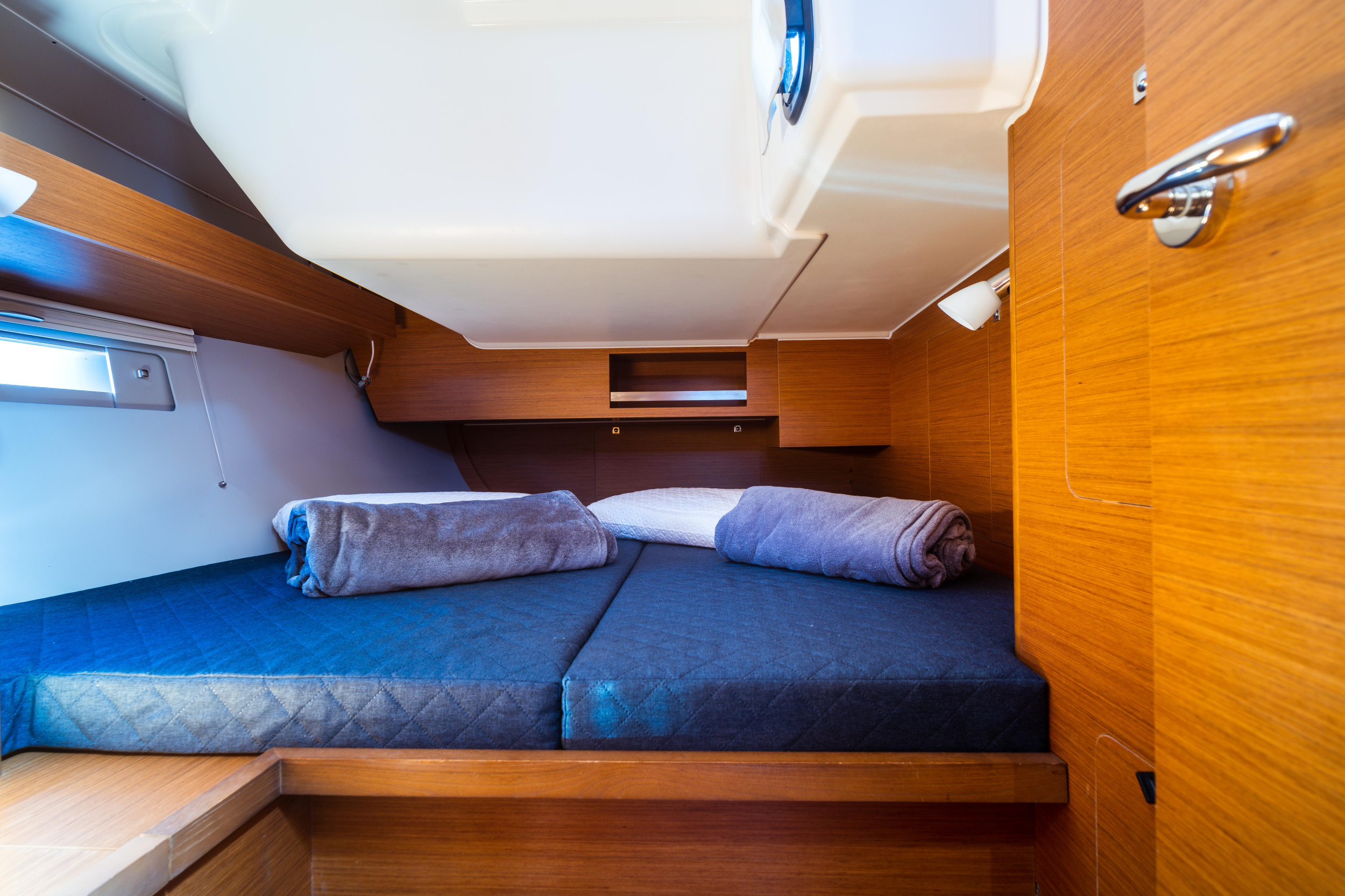 Dufour 430 Grand Large — photo 9